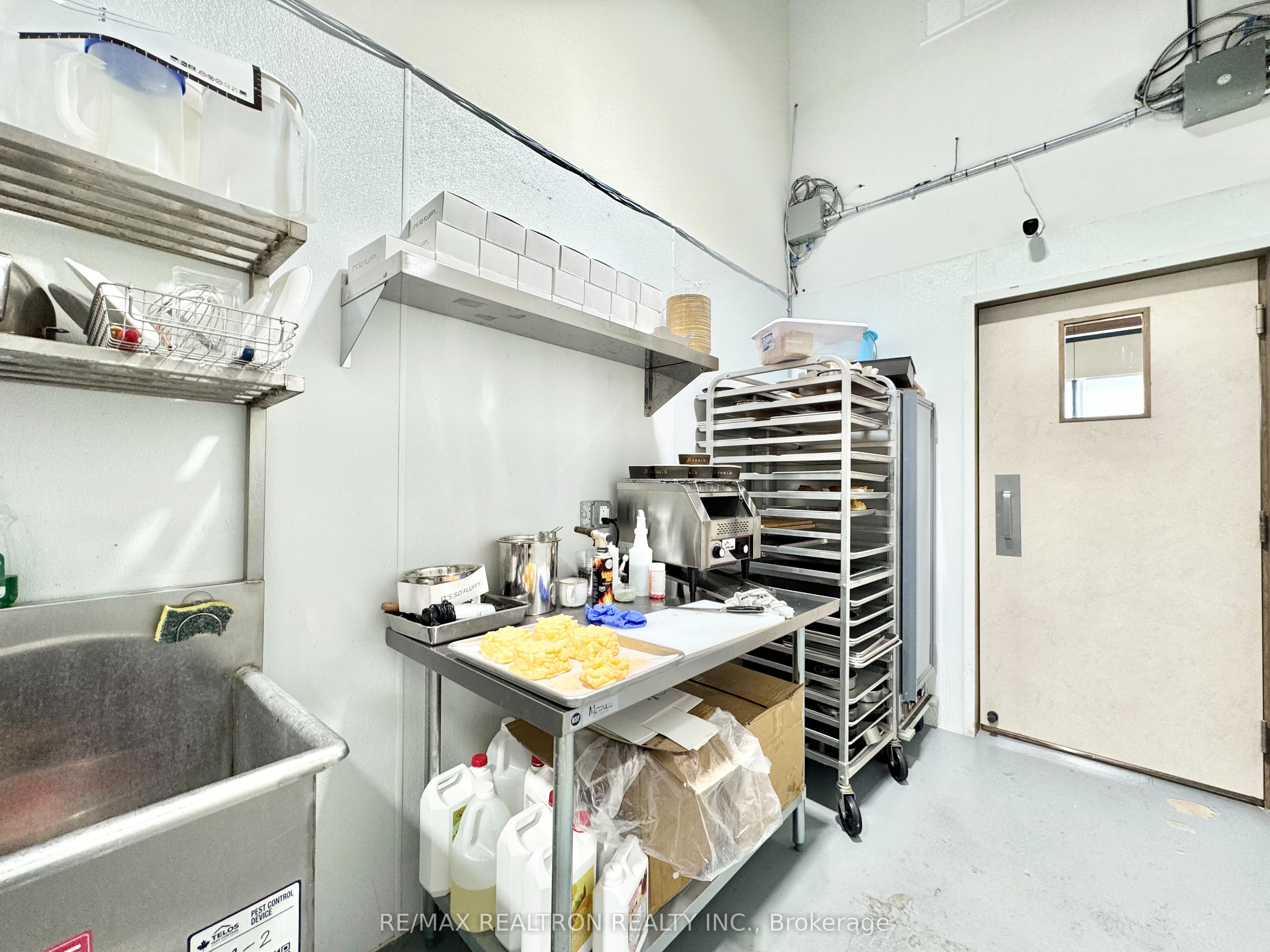 57 Harry Walker Pkwy S Property Photo 9