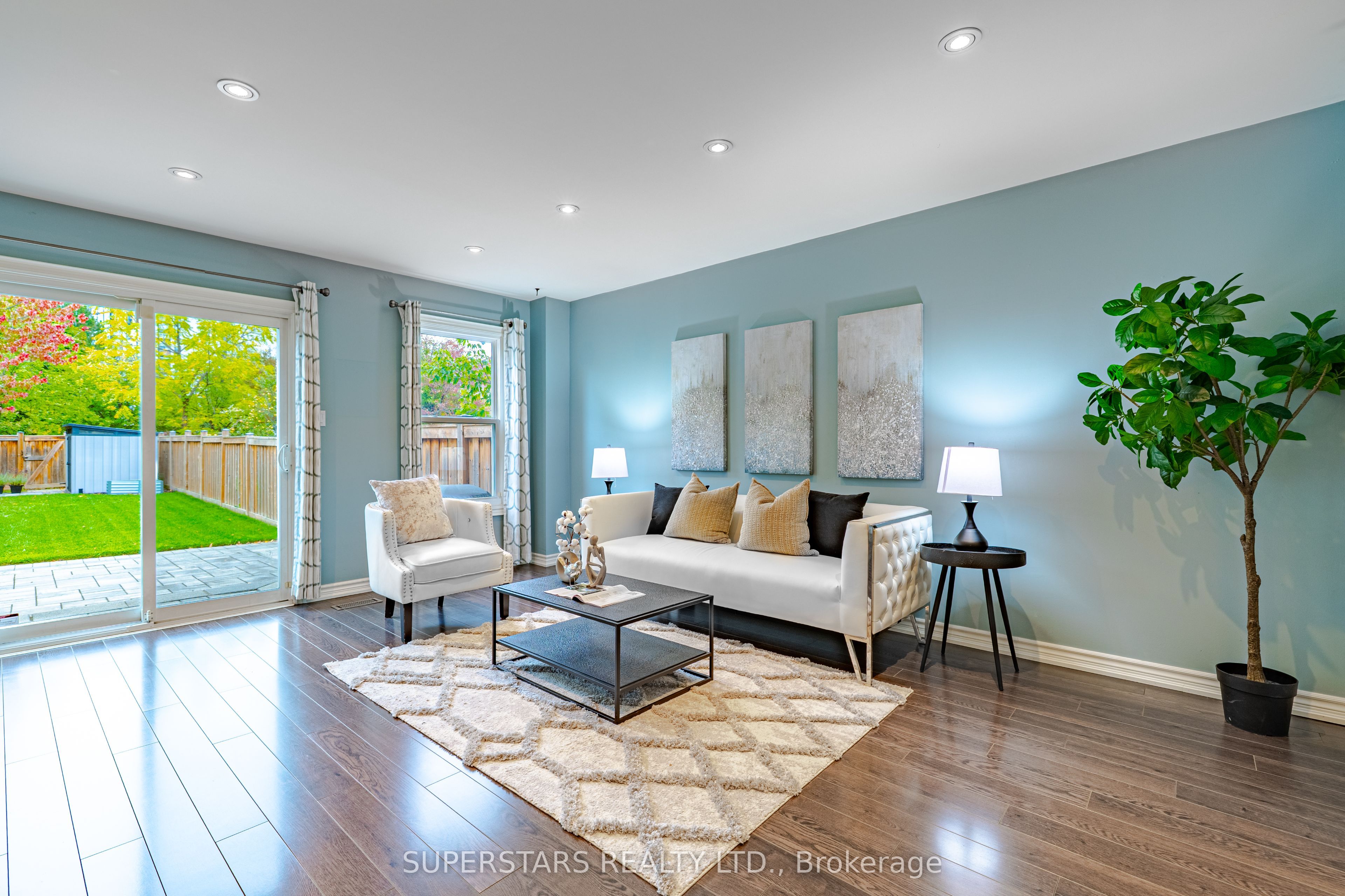 7 Steepleview Cres Property Photo 1