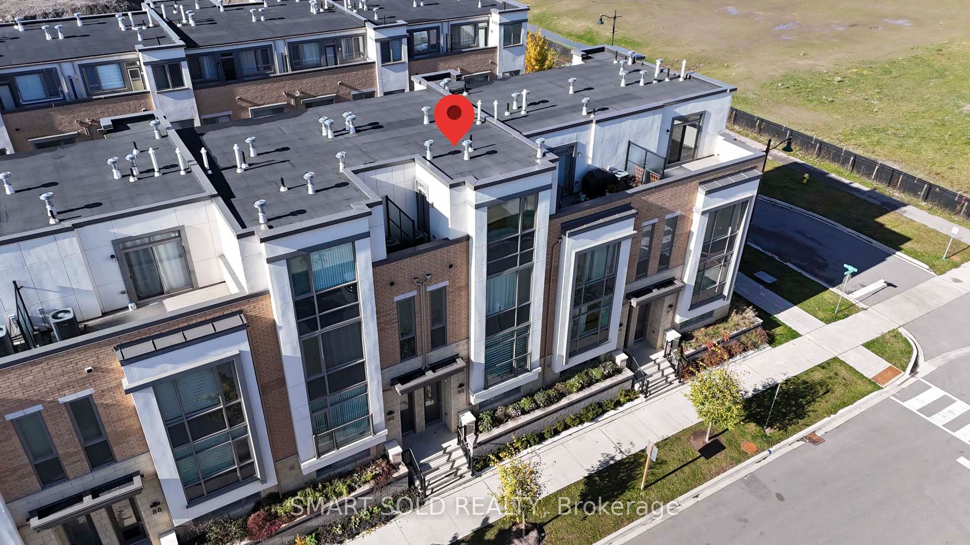 92 William Saville Street Property Photo 1