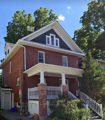450 Botsford Street Property Photo 1