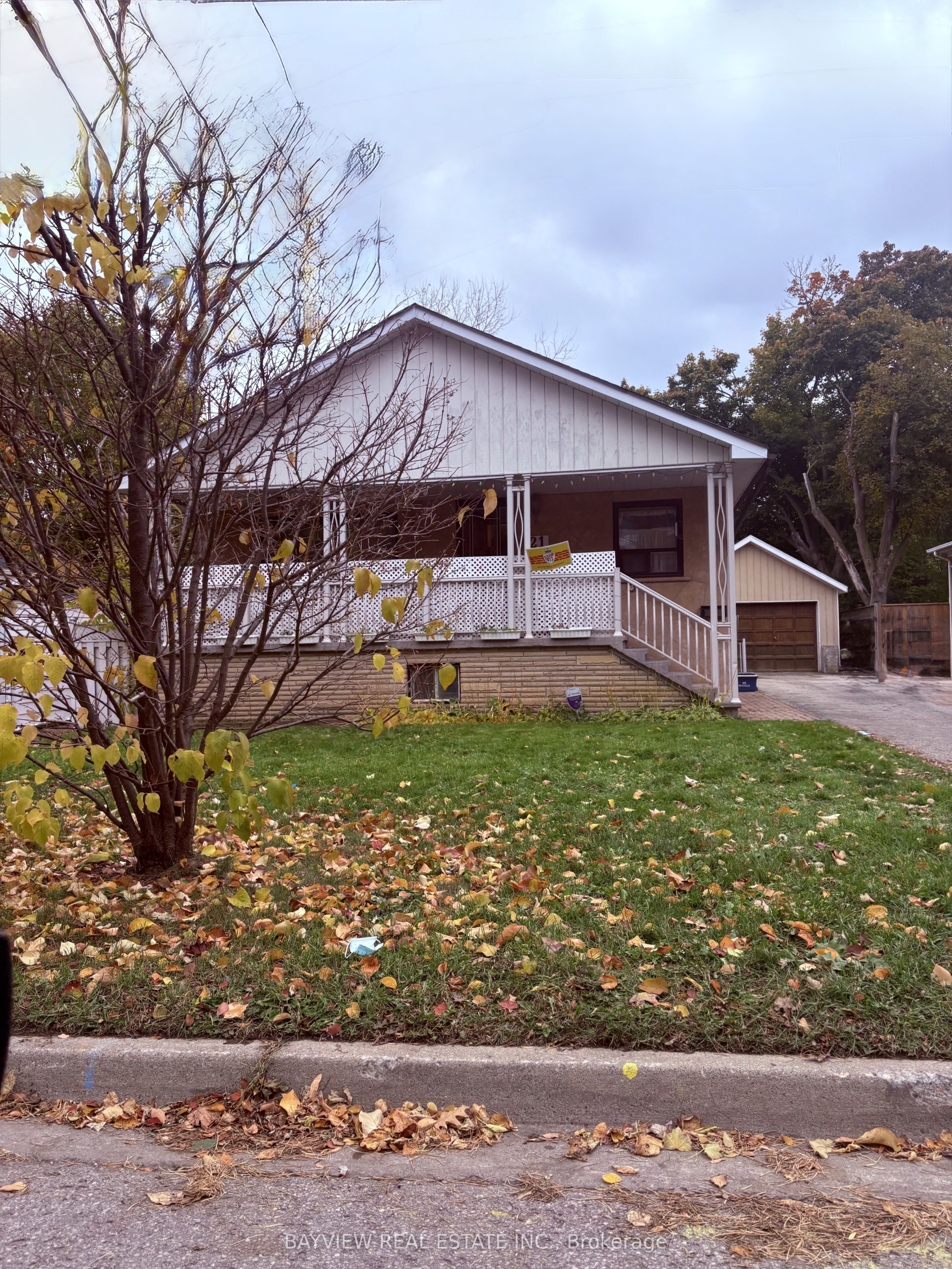 21 Clark Ave Property Photo 1