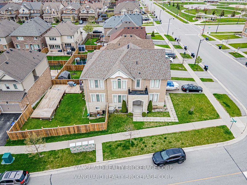 75 Treetops Boulevard Property Photo 3