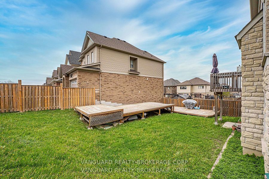 75 Treetops Boulevard Property Photo 45