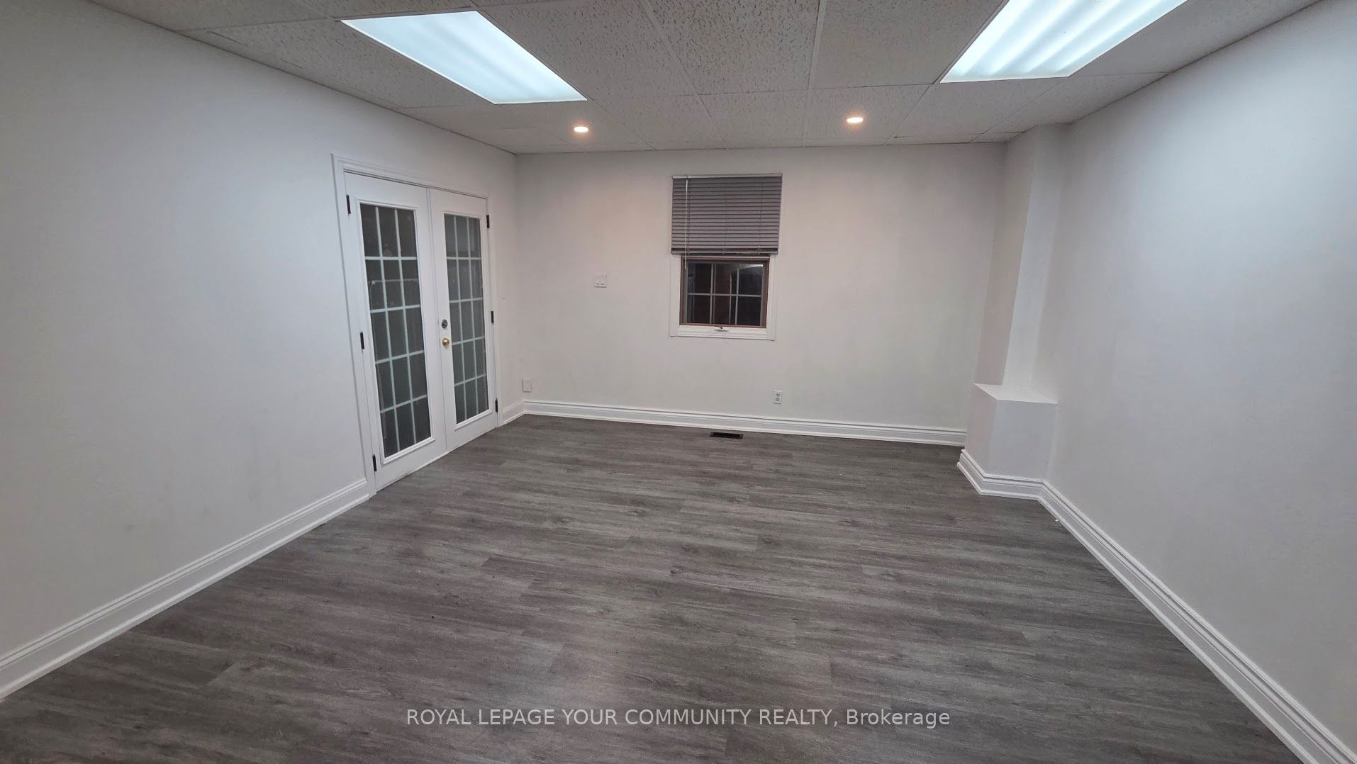 6060 Highway 7 E 101-b Property Photo 5
