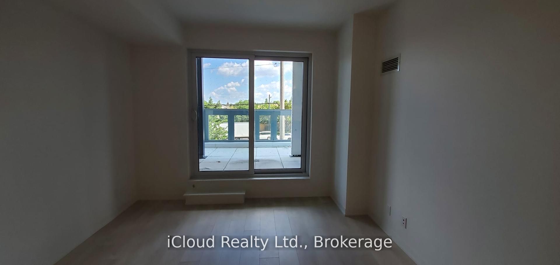 7950 Bathurst Street 210 Property Photo 7