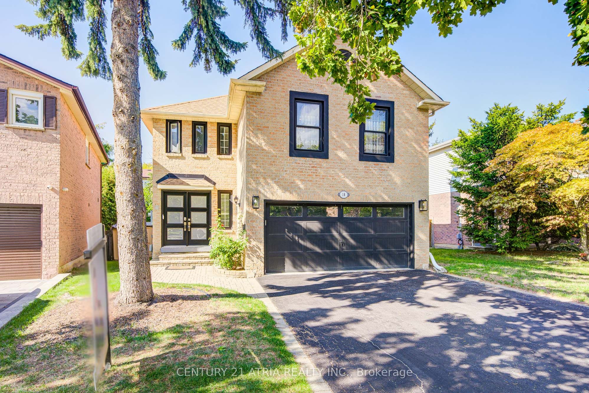 18 Park Lane Circle Property Photo 1