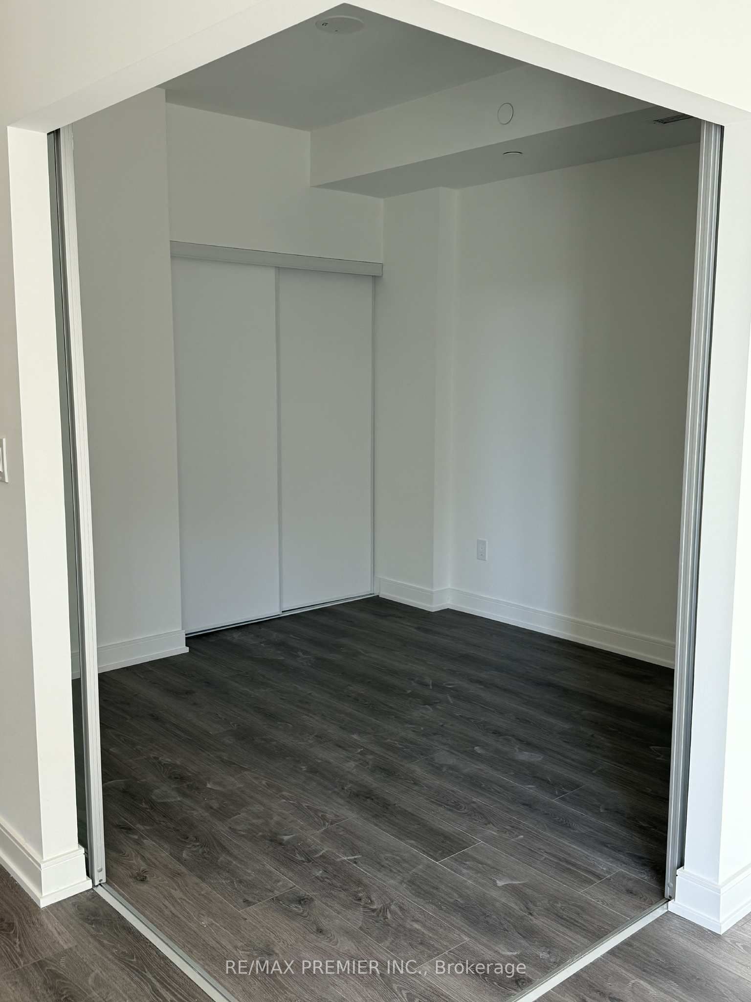 715 Davis Drive B212 Property Photo 10