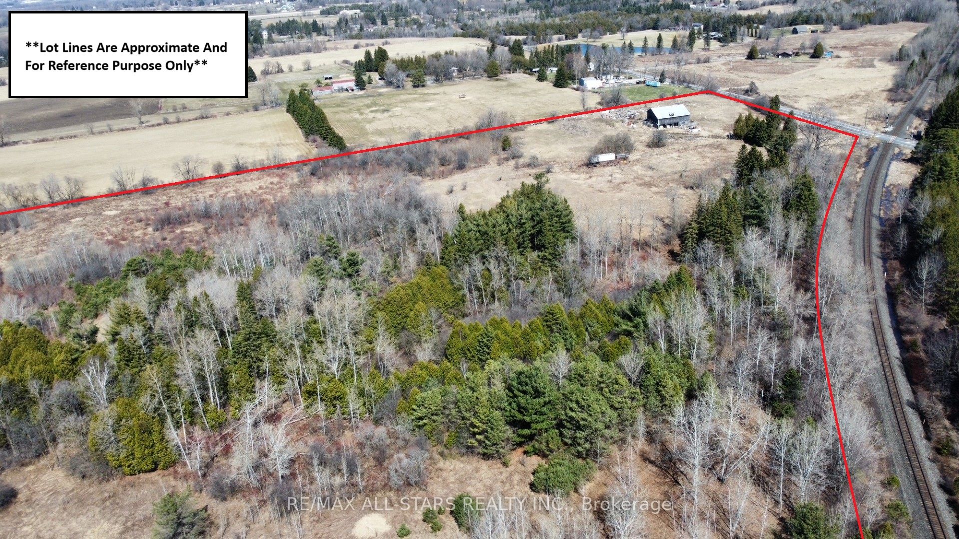 15672 Warden Avenue Property Photo 5