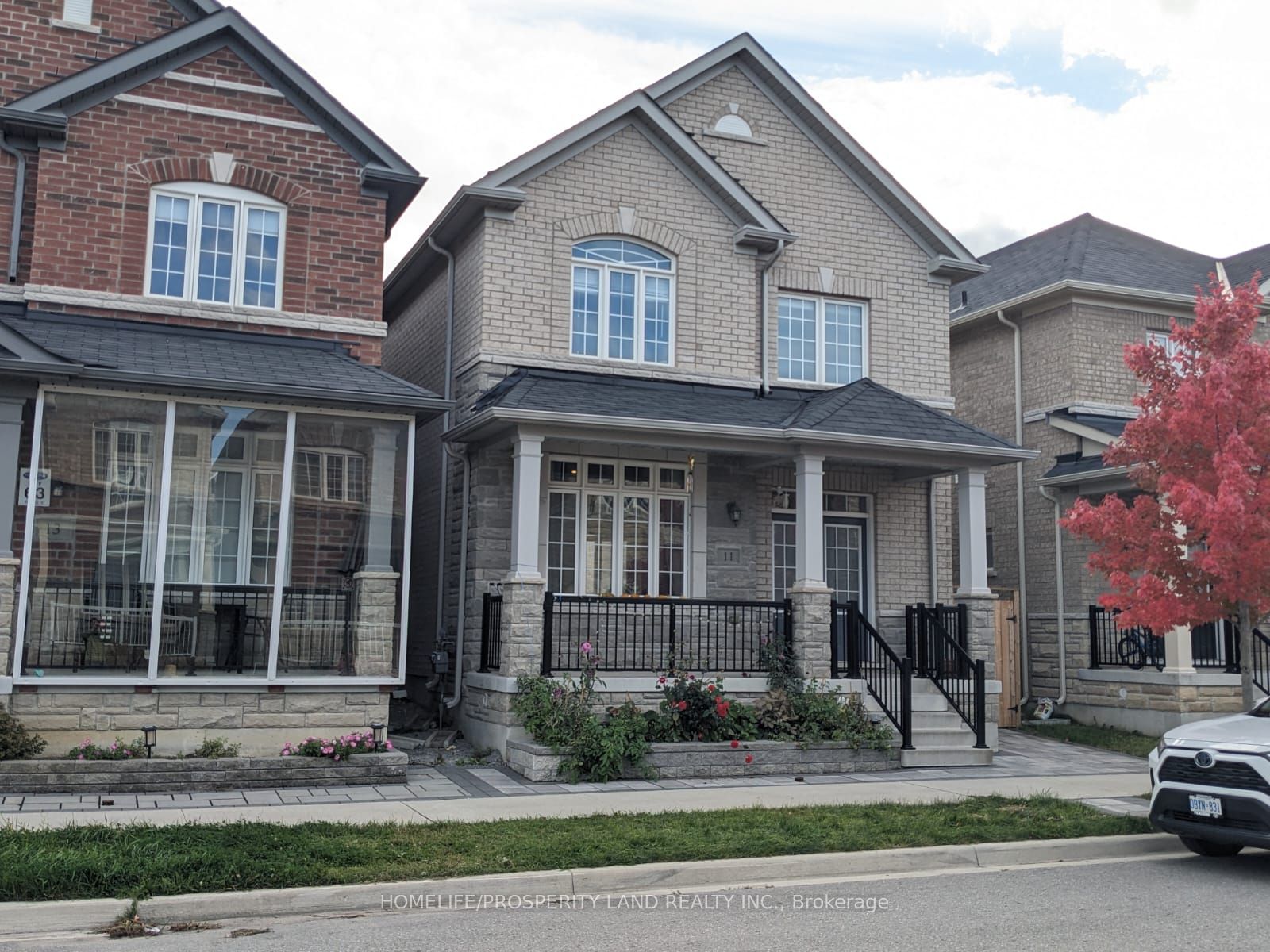 11 Rexford Dr Property Photo 1