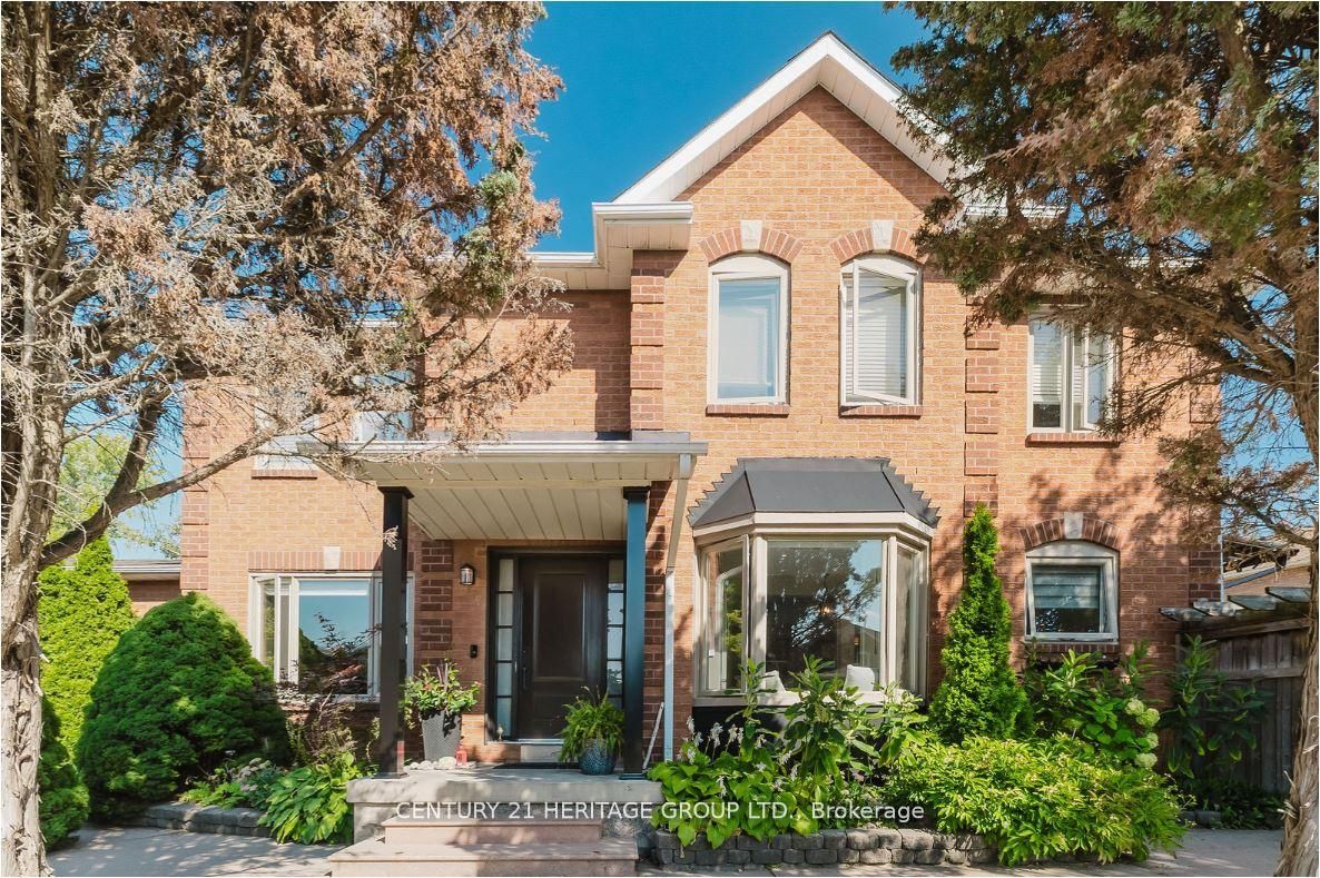147 Pentland Cres Property Photo 1