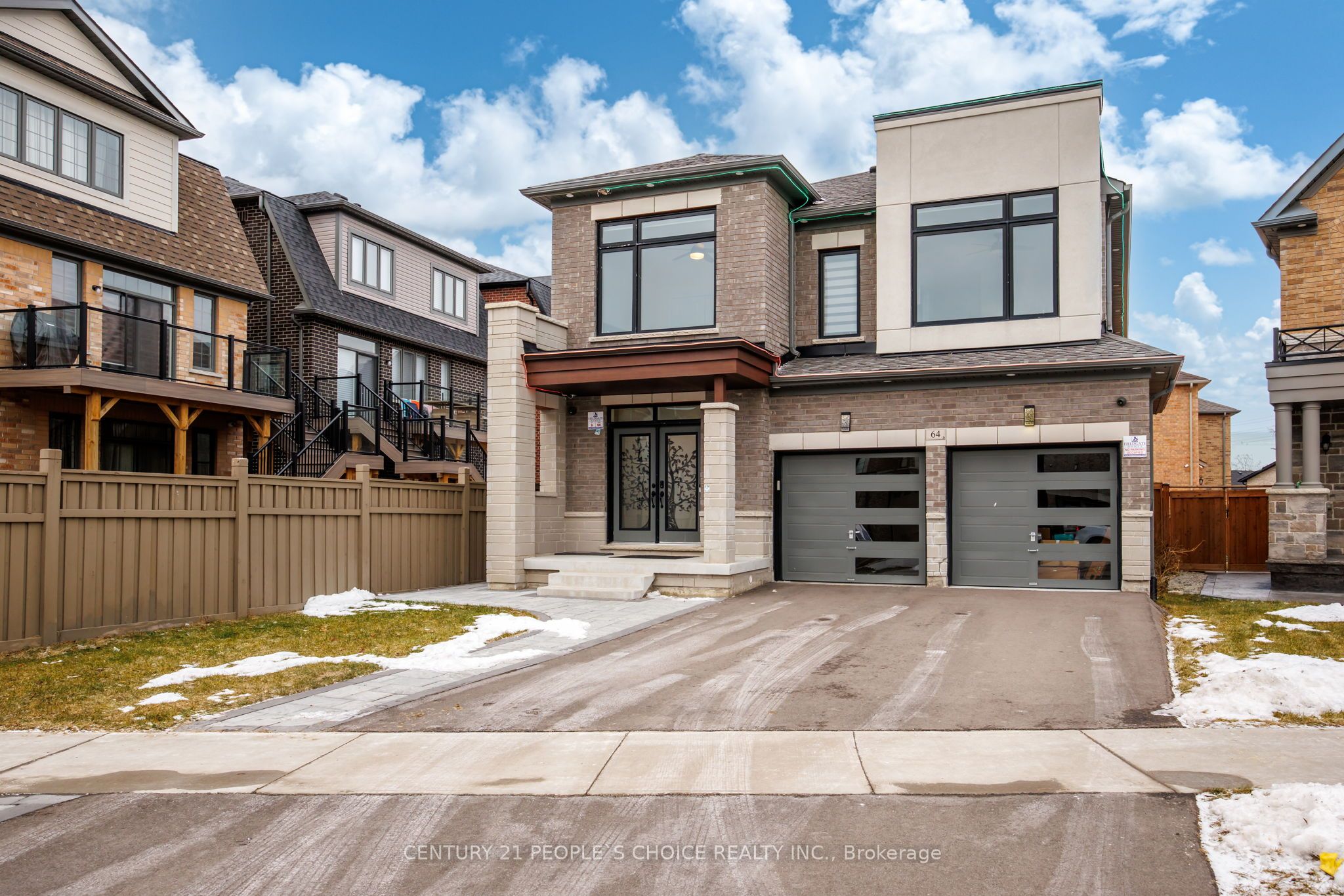64 Coldwell Bay Cir Property Photo 1