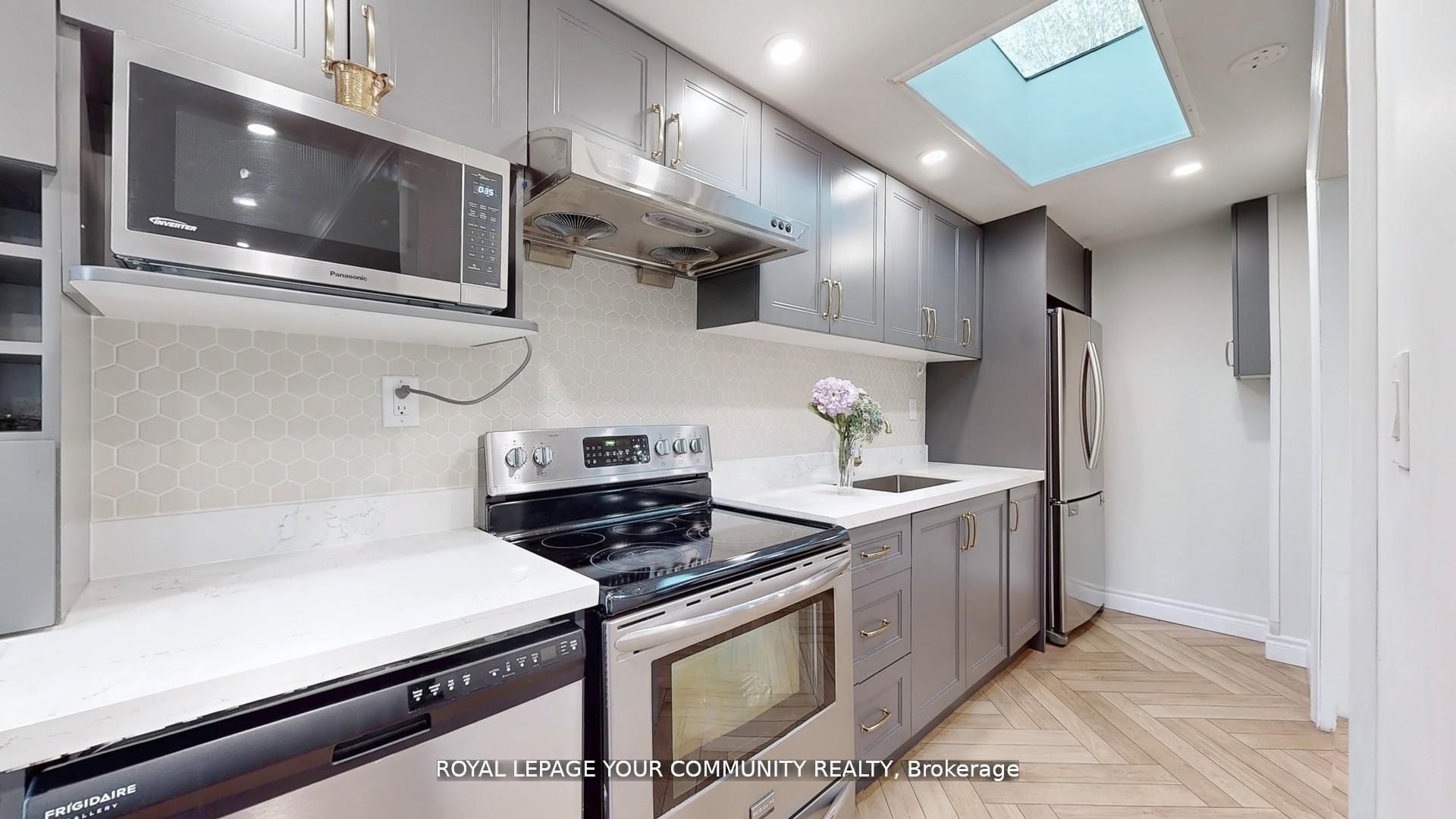64 Machell Avenue Property Photo 15