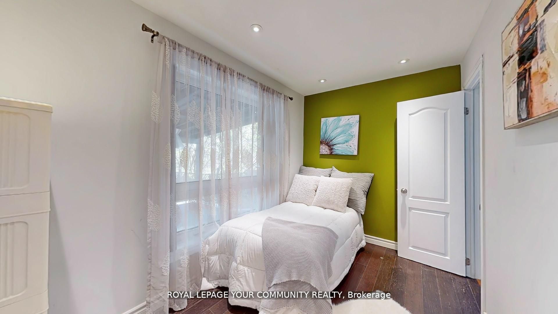 64 Machell Avenue Property Photo 18