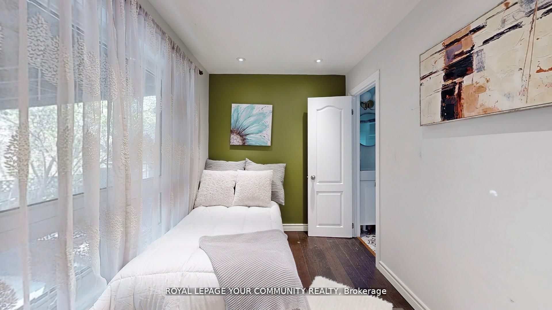 64 Machell Avenue Property Photo 19