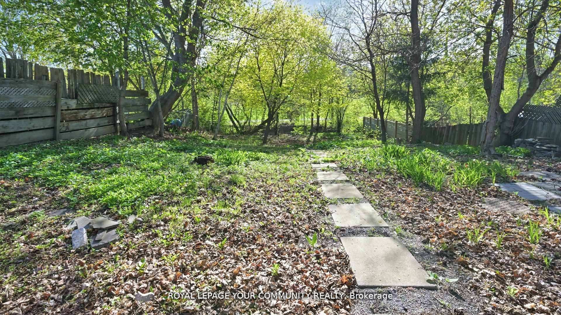 64 Machell Avenue Property Photo 23