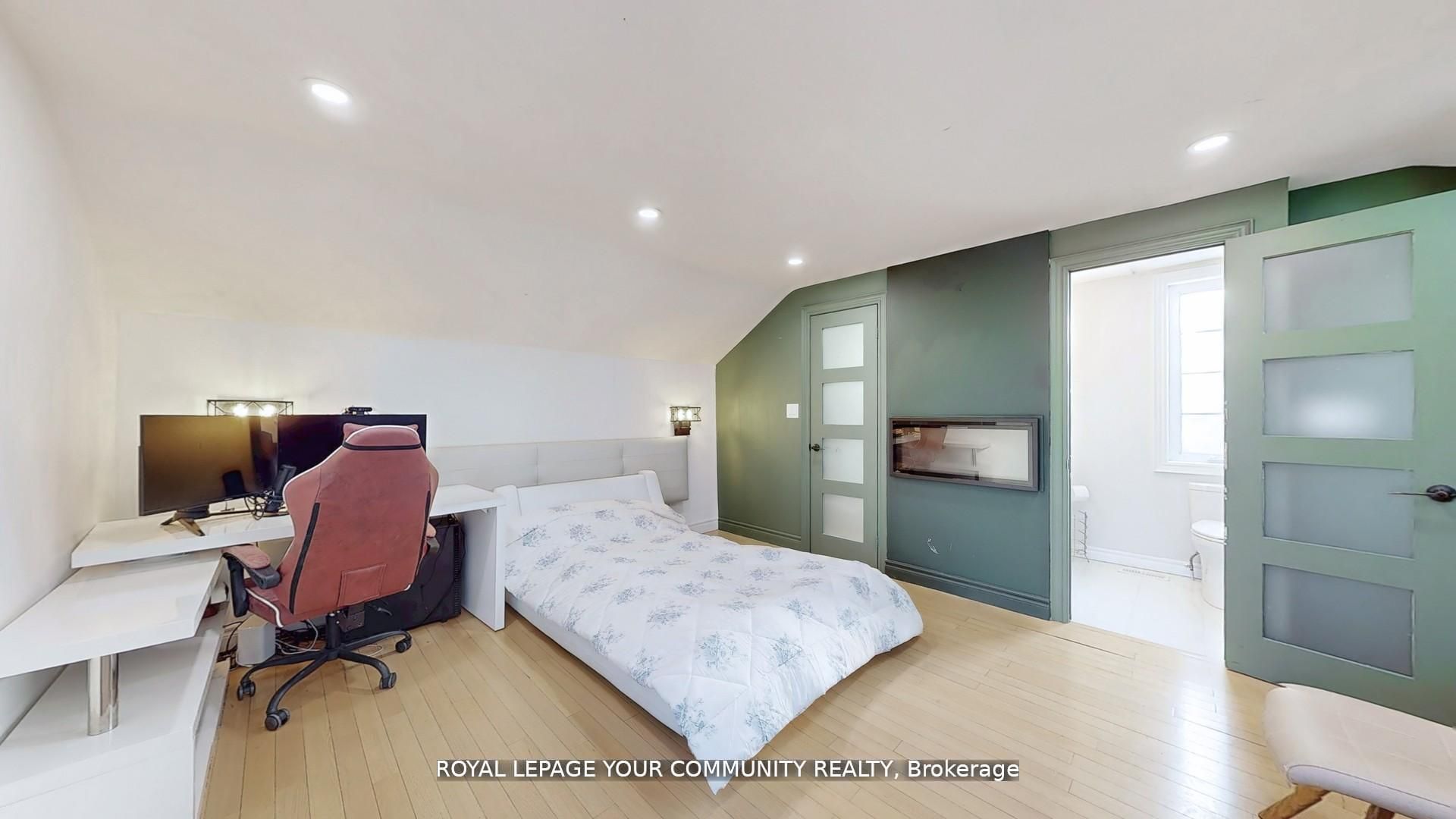 64 Machell Avenue Property Photo 25