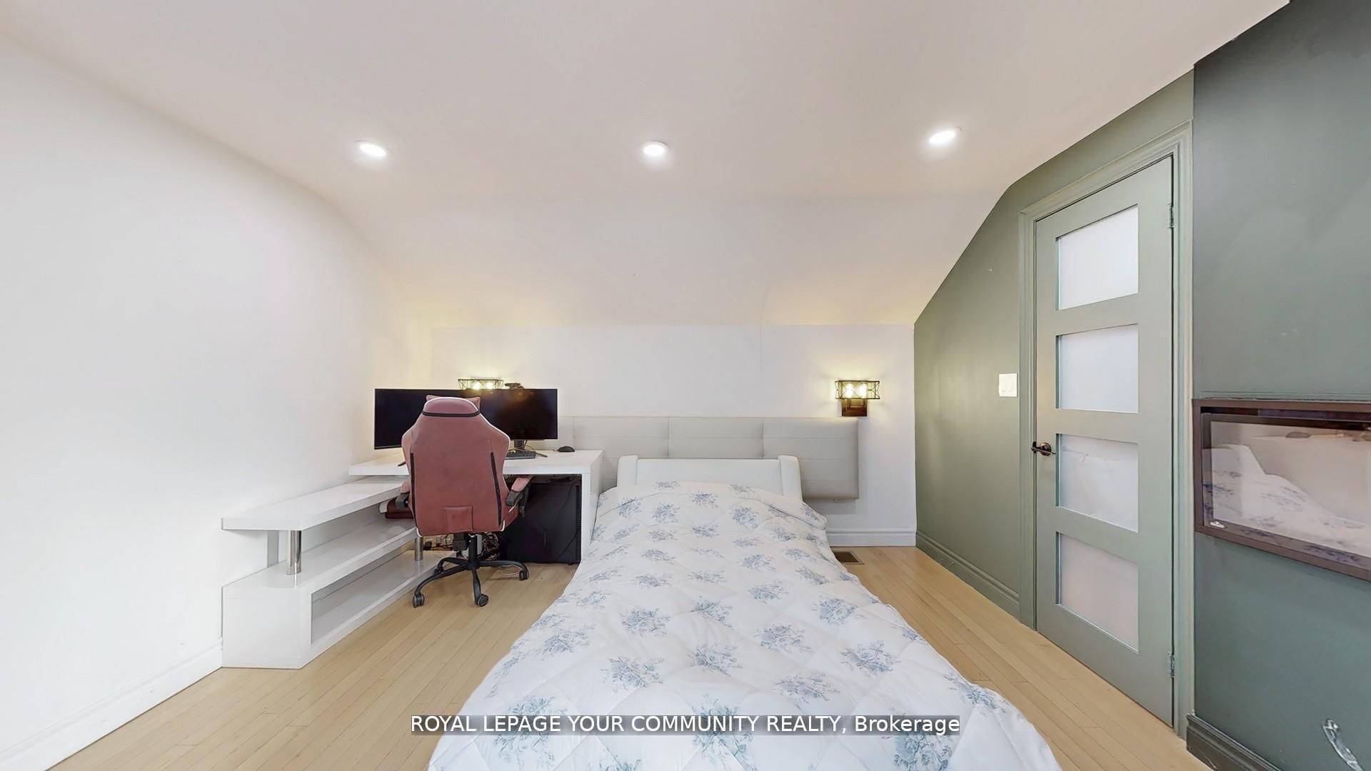 64 Machell Avenue Property Photo 26