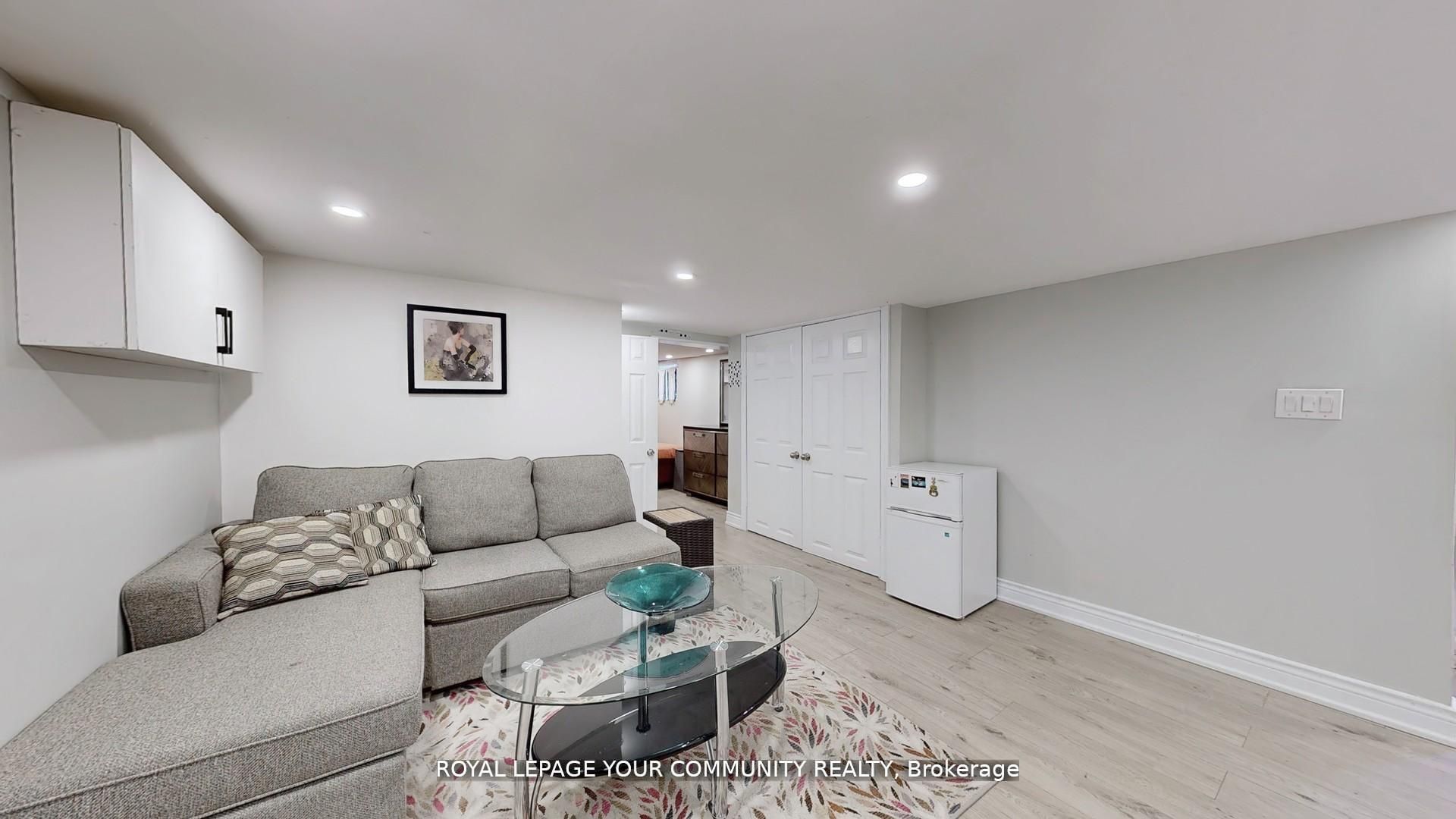 64 Machell Avenue Property Photo 35