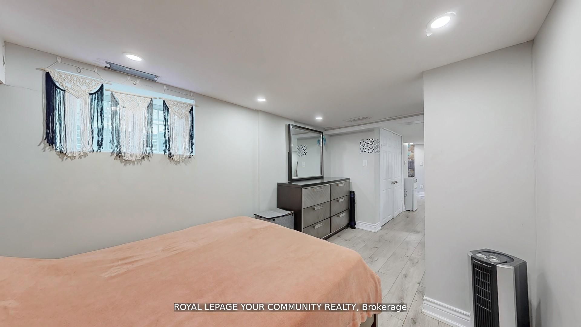 64 Machell Avenue Property Photo 37