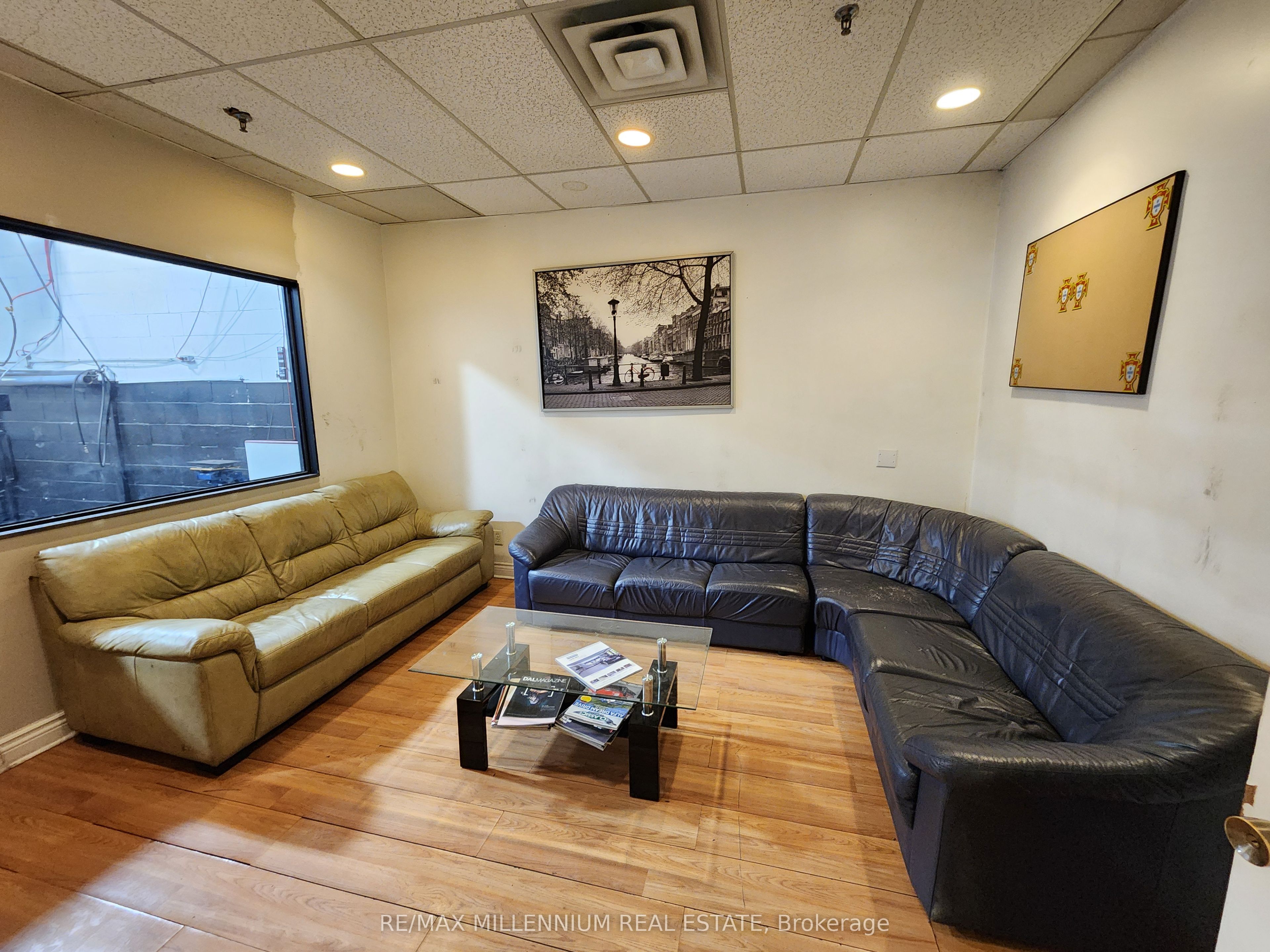 371 Bradwick Drive N 2 Property Photo 8