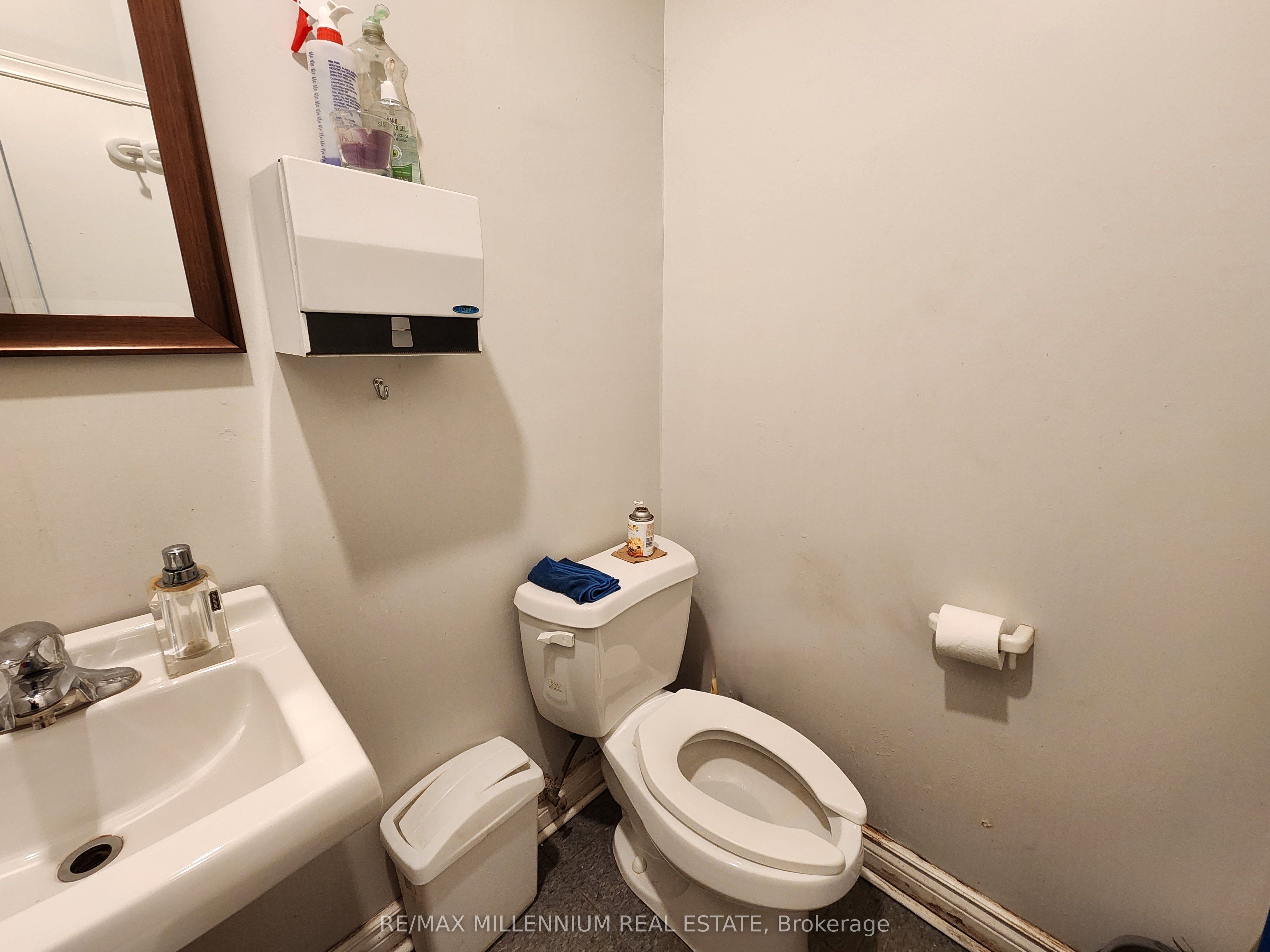 371 Bradwick Drive N 2 Property Photo 20