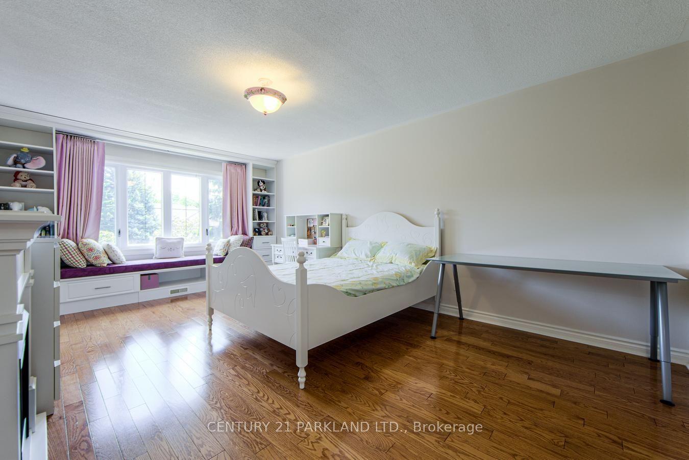 112 Strathearn Avenue Property Photo 31