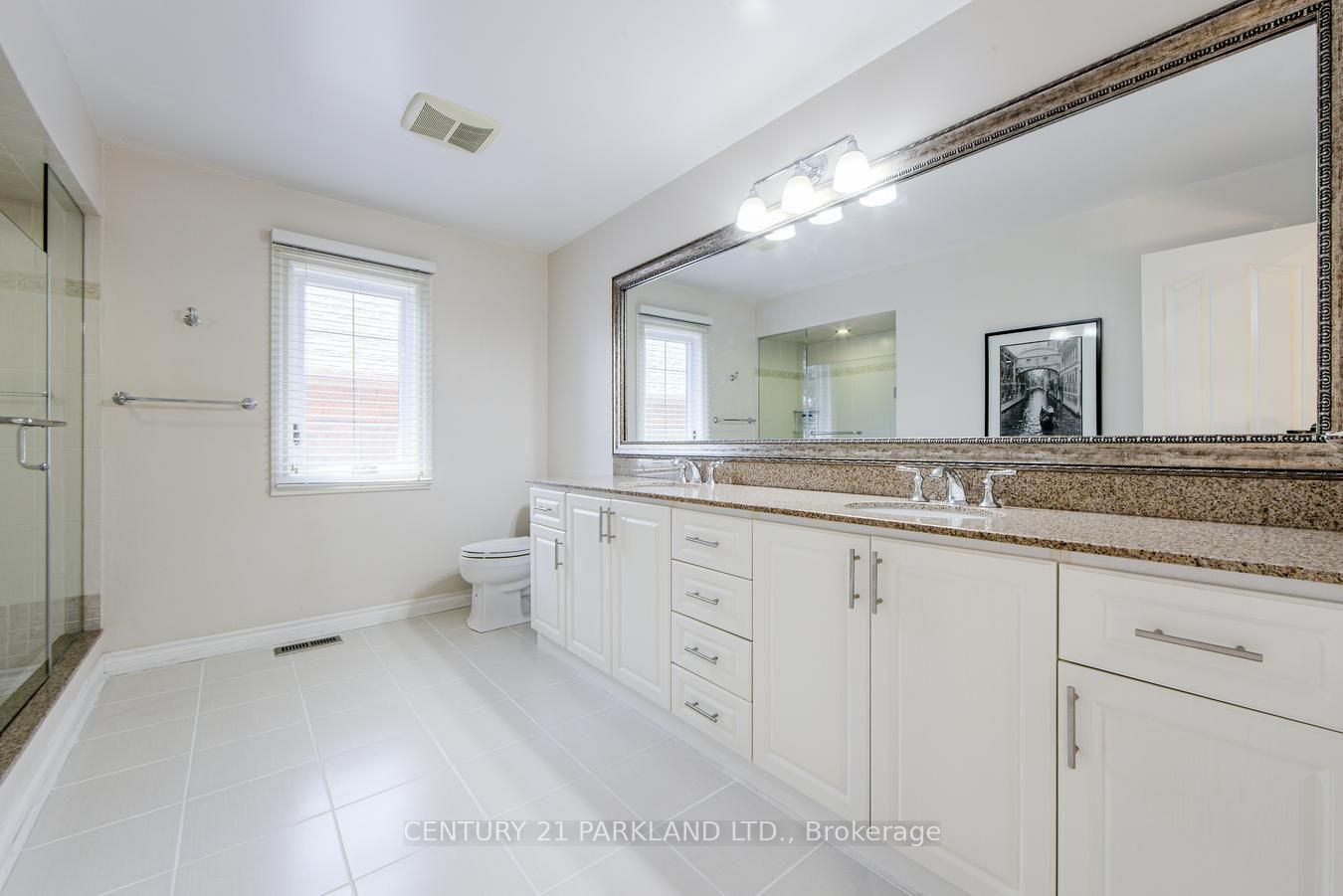112 Strathearn Avenue Property Photo 33