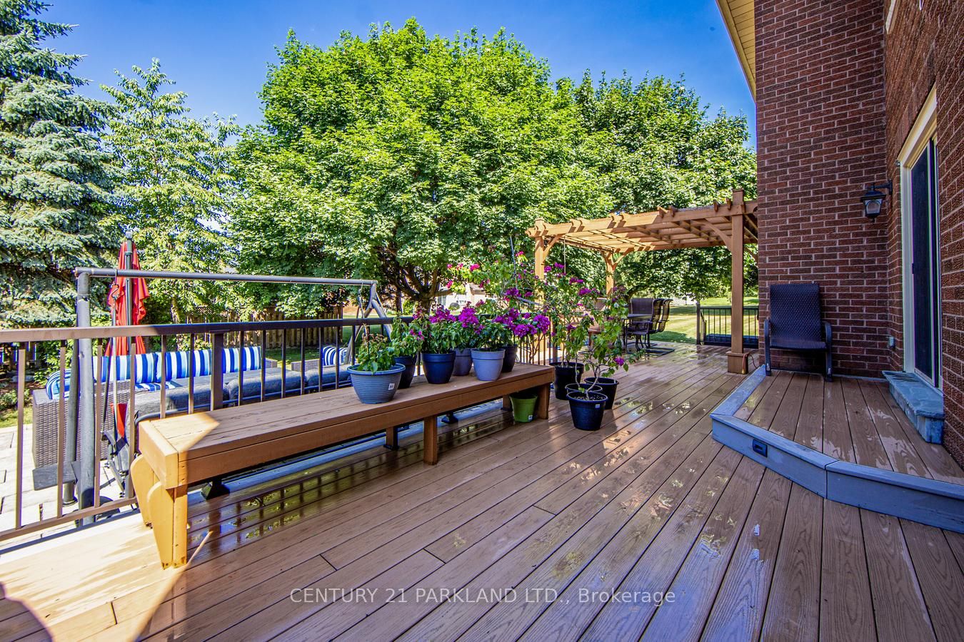 112 Strathearn Avenue Property Photo 45