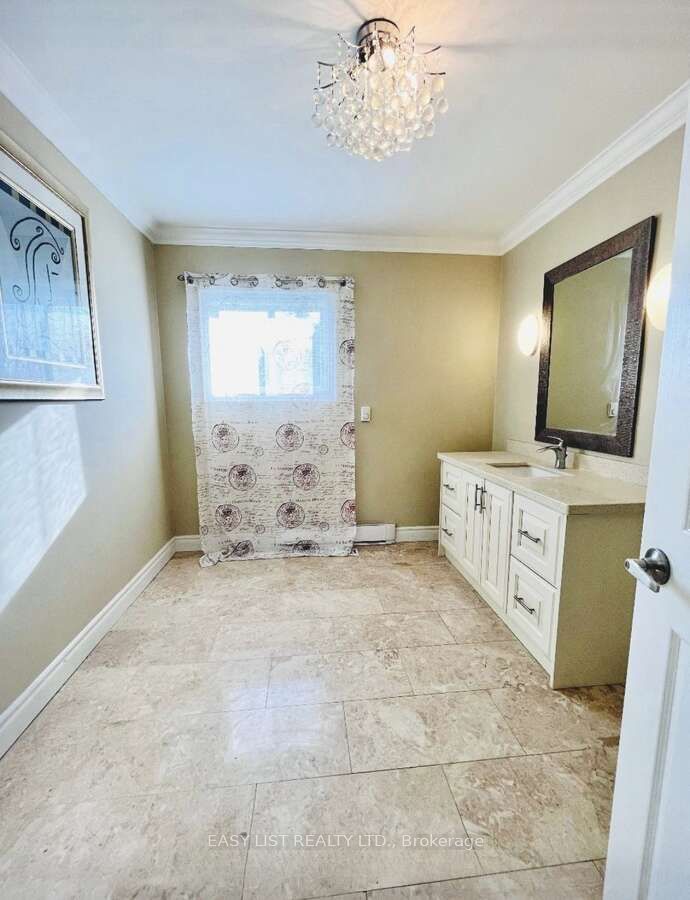 2878 10th Side Road Property Photo 11