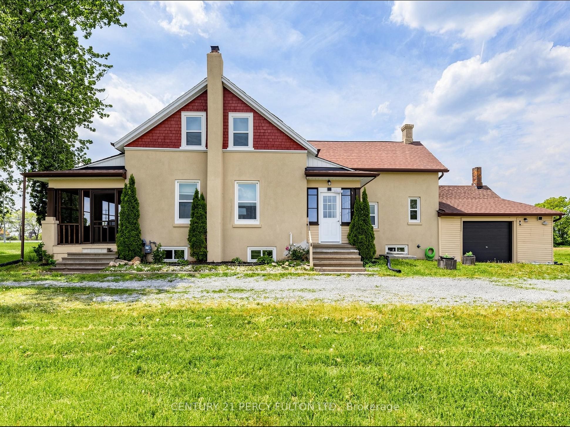 29018 Highway 48 Property Photo 2