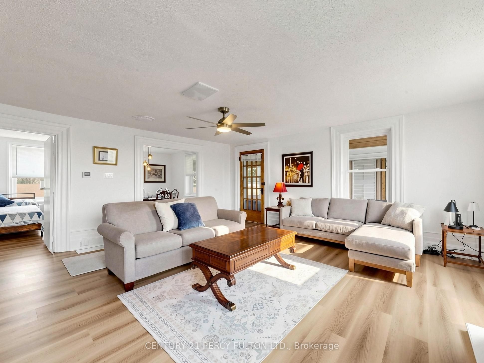 29018 Highway 48 Property Photo 5