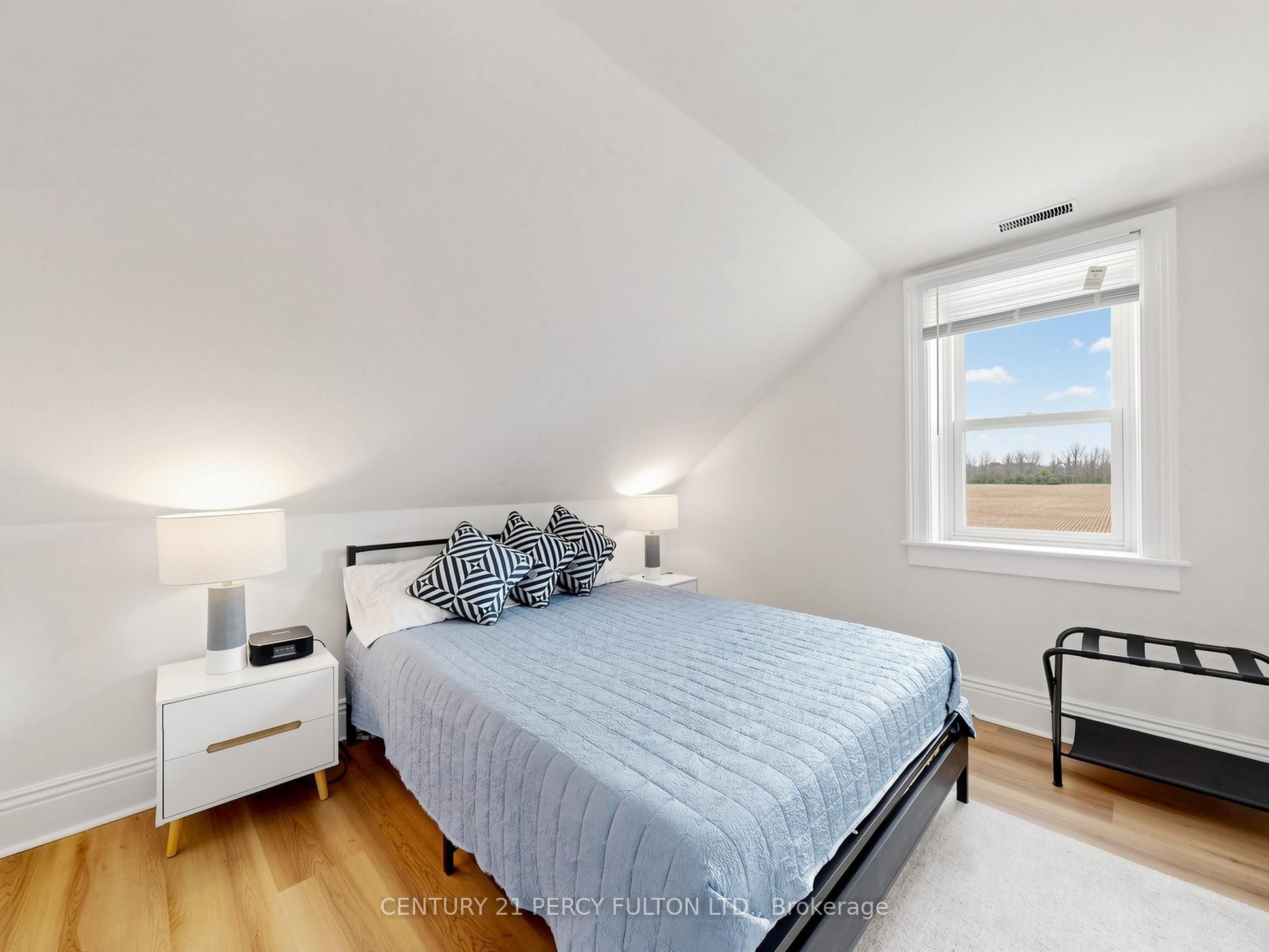 29018 Highway 48 Property Photo 18