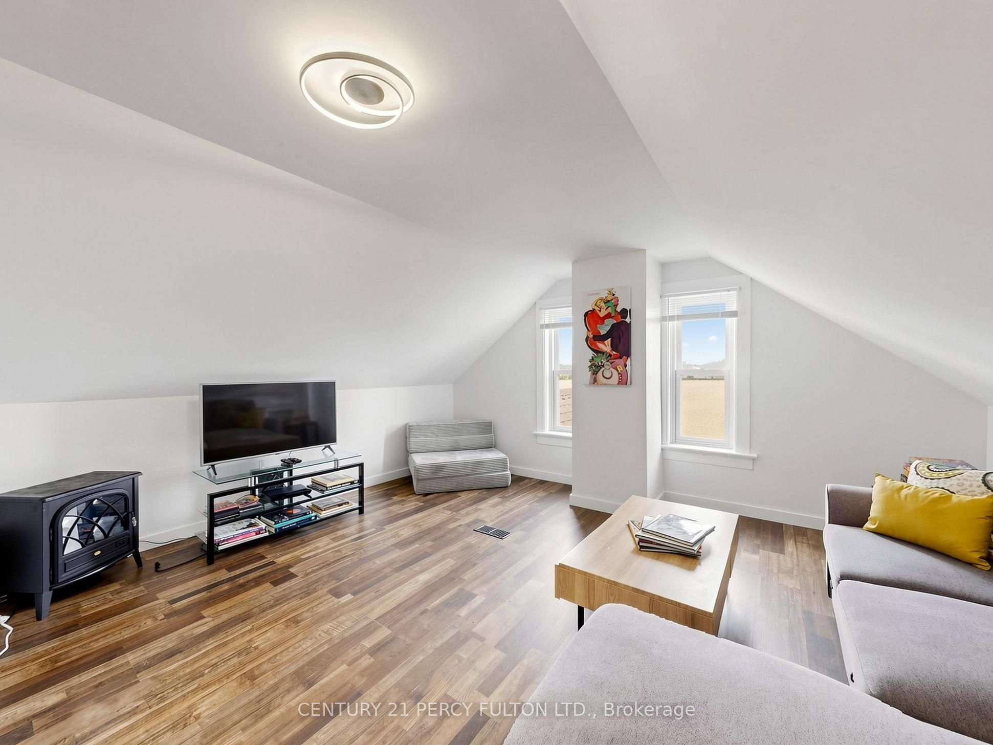 29018 Highway 48 Property Photo 26