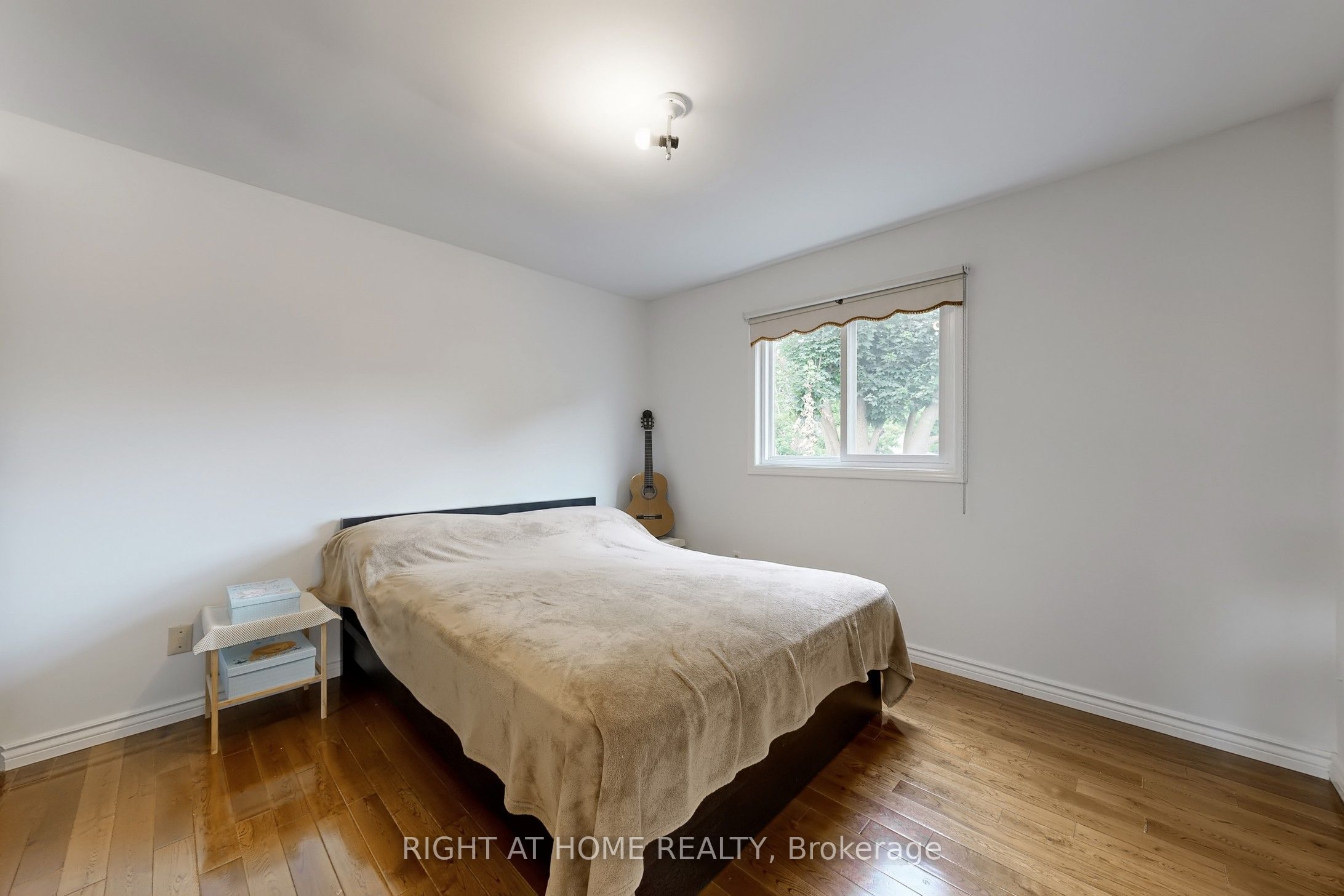 52 Breckonwood Crescent Property Photo 33