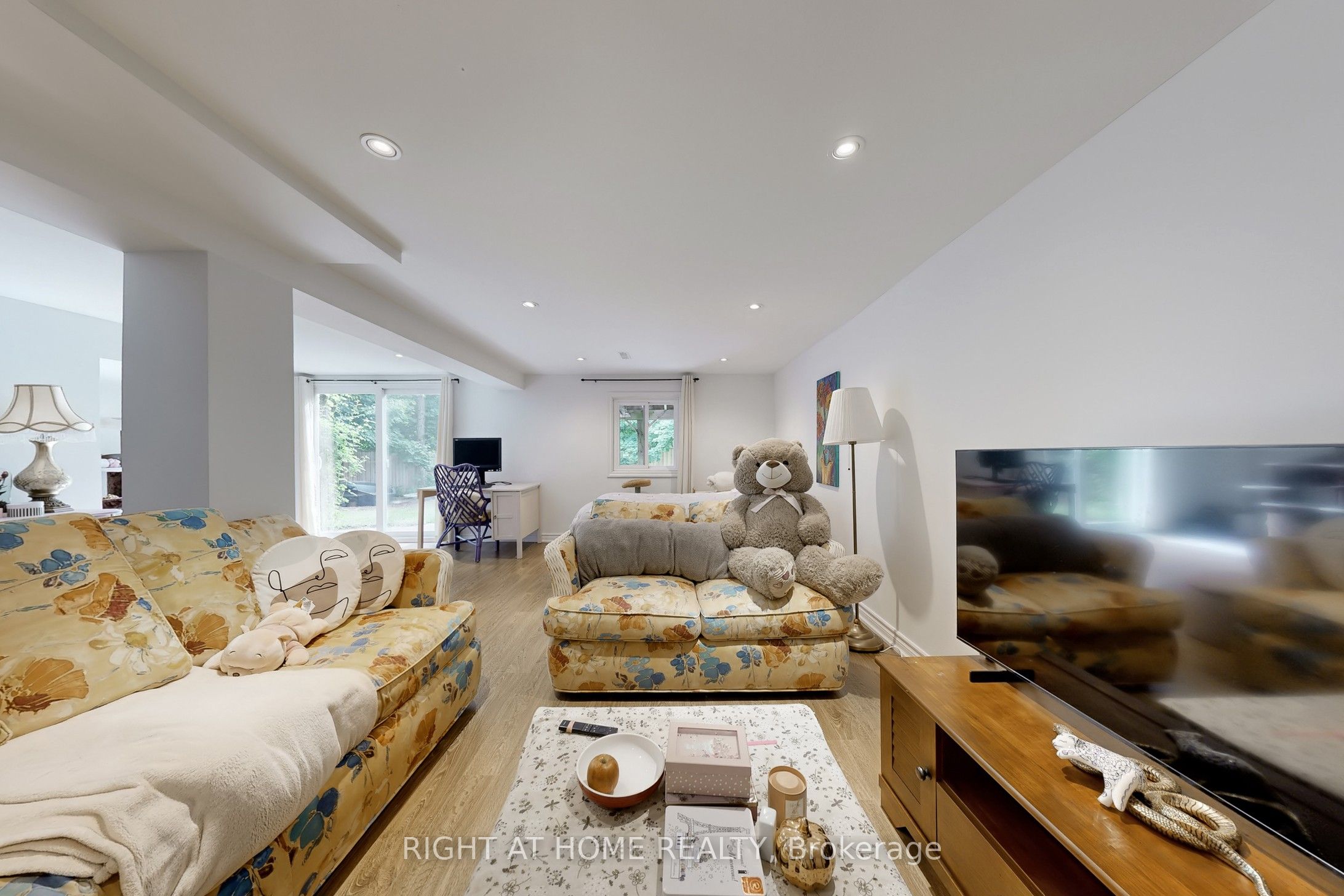 52 Breckonwood Crescent Property Photo 37