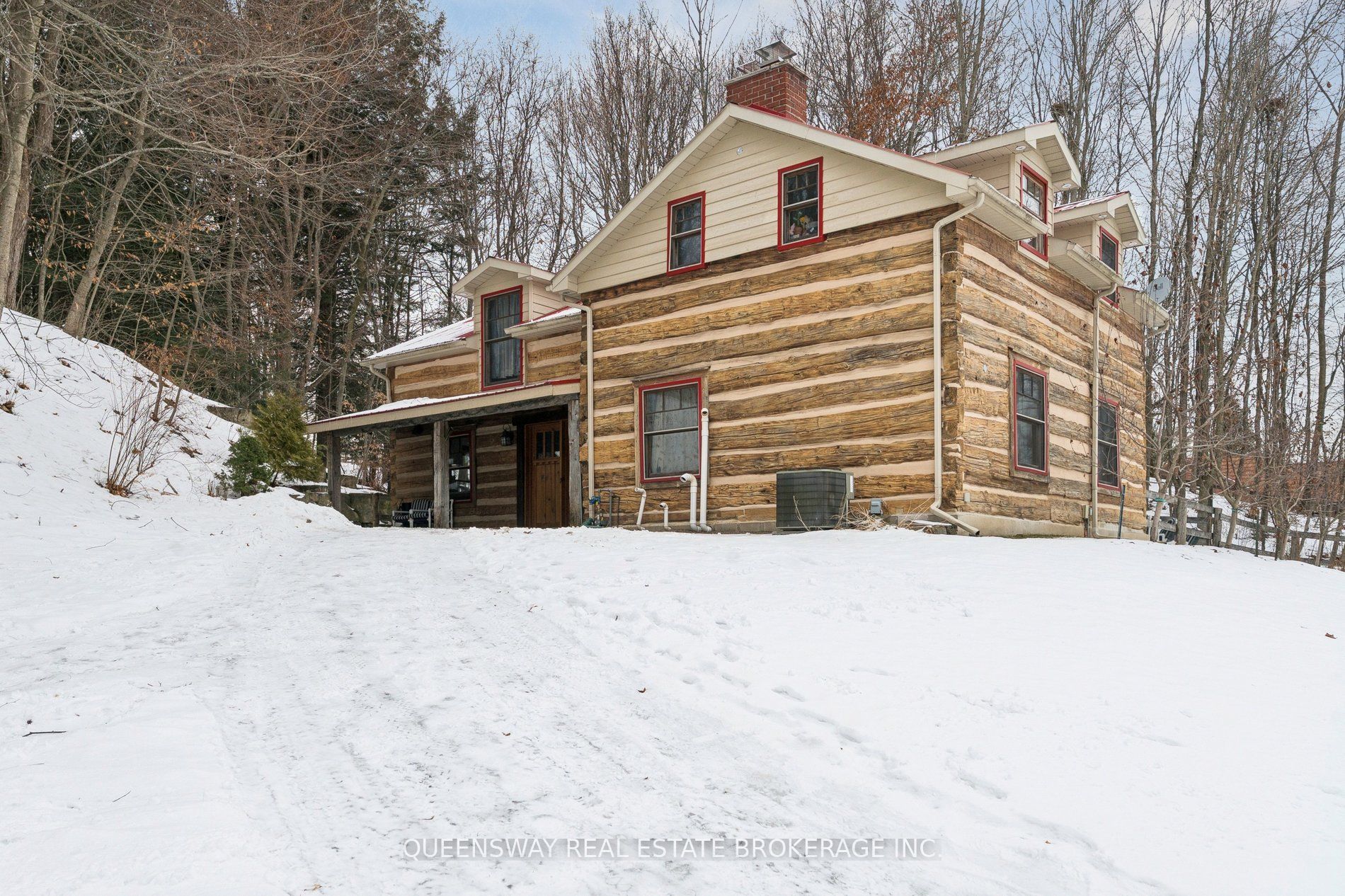 8388 Fifth Side Road Property Photo 39