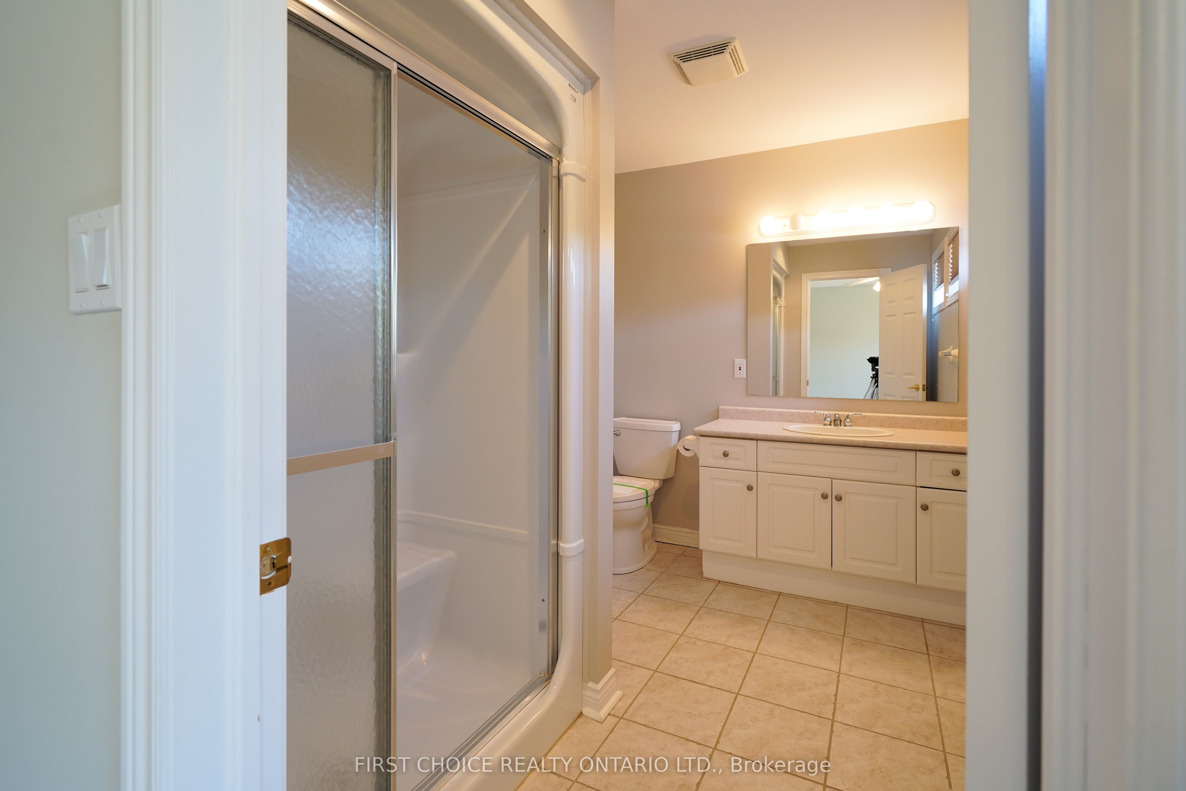 6 Forest Link Court Property Photo 17