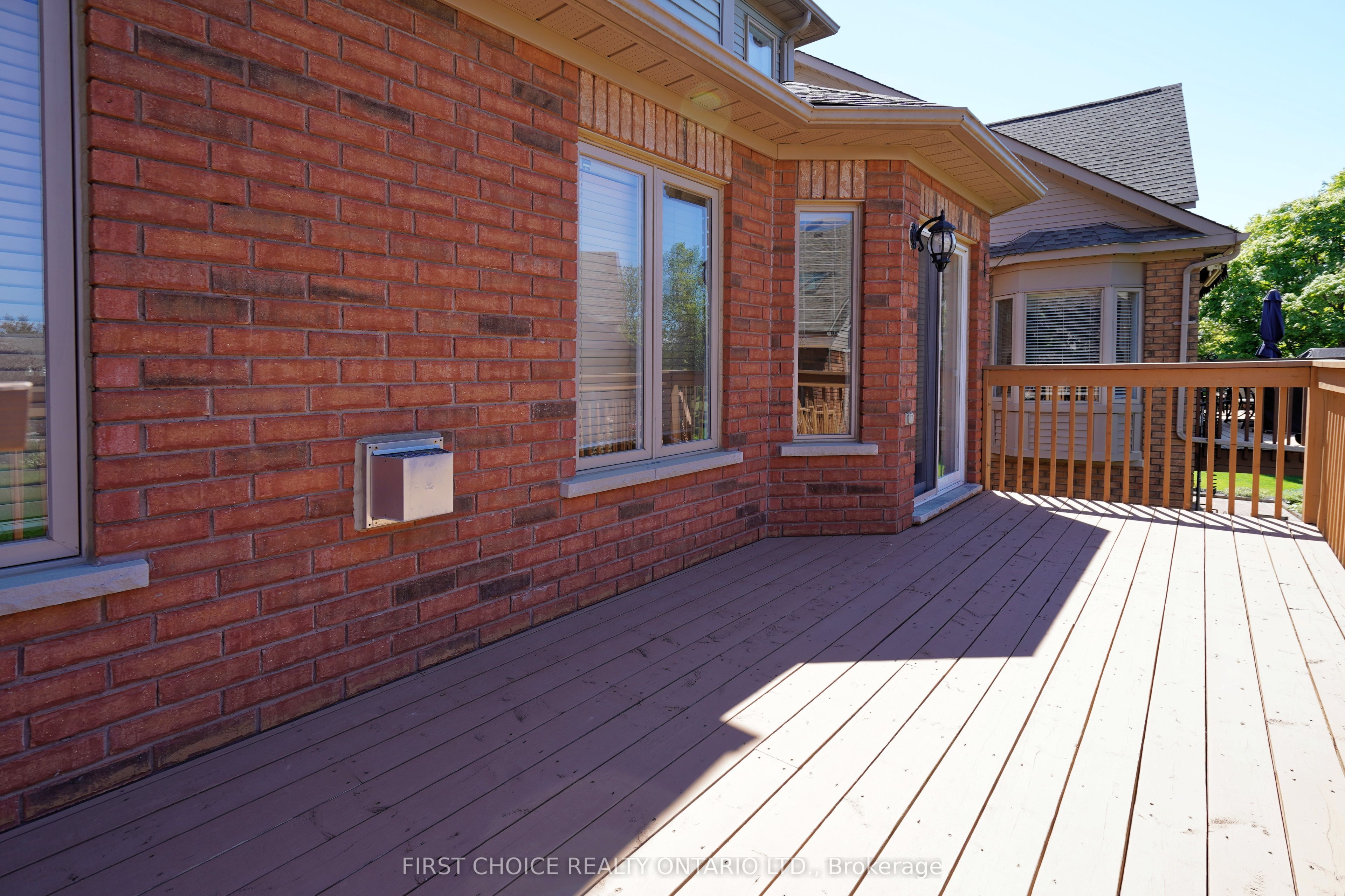6 Forest Link Court Property Photo 32