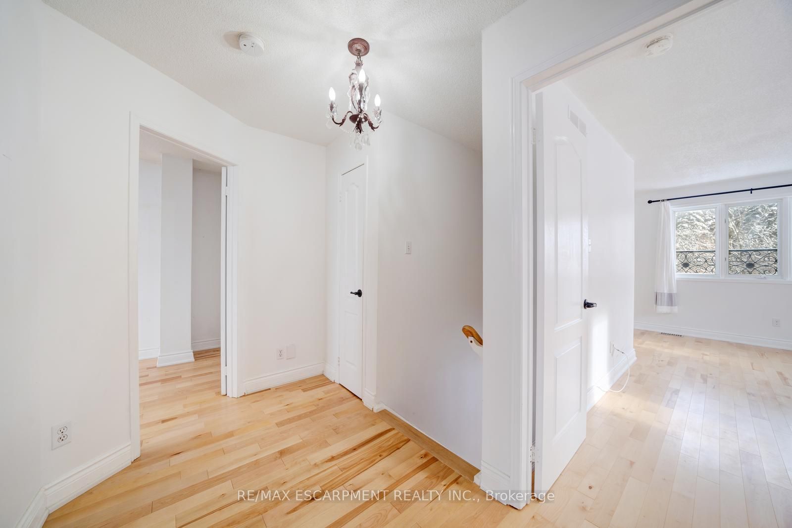 108 Olde Bayview Avenue Property Photo 12