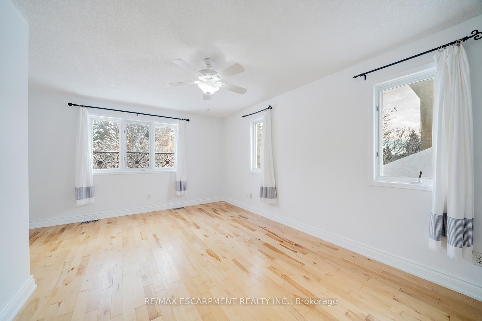 108 Olde Bayview Avenue Property Photo 13