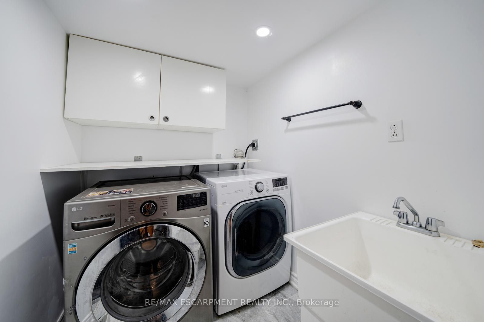 108 Olde Bayview Avenue Property Photo 35