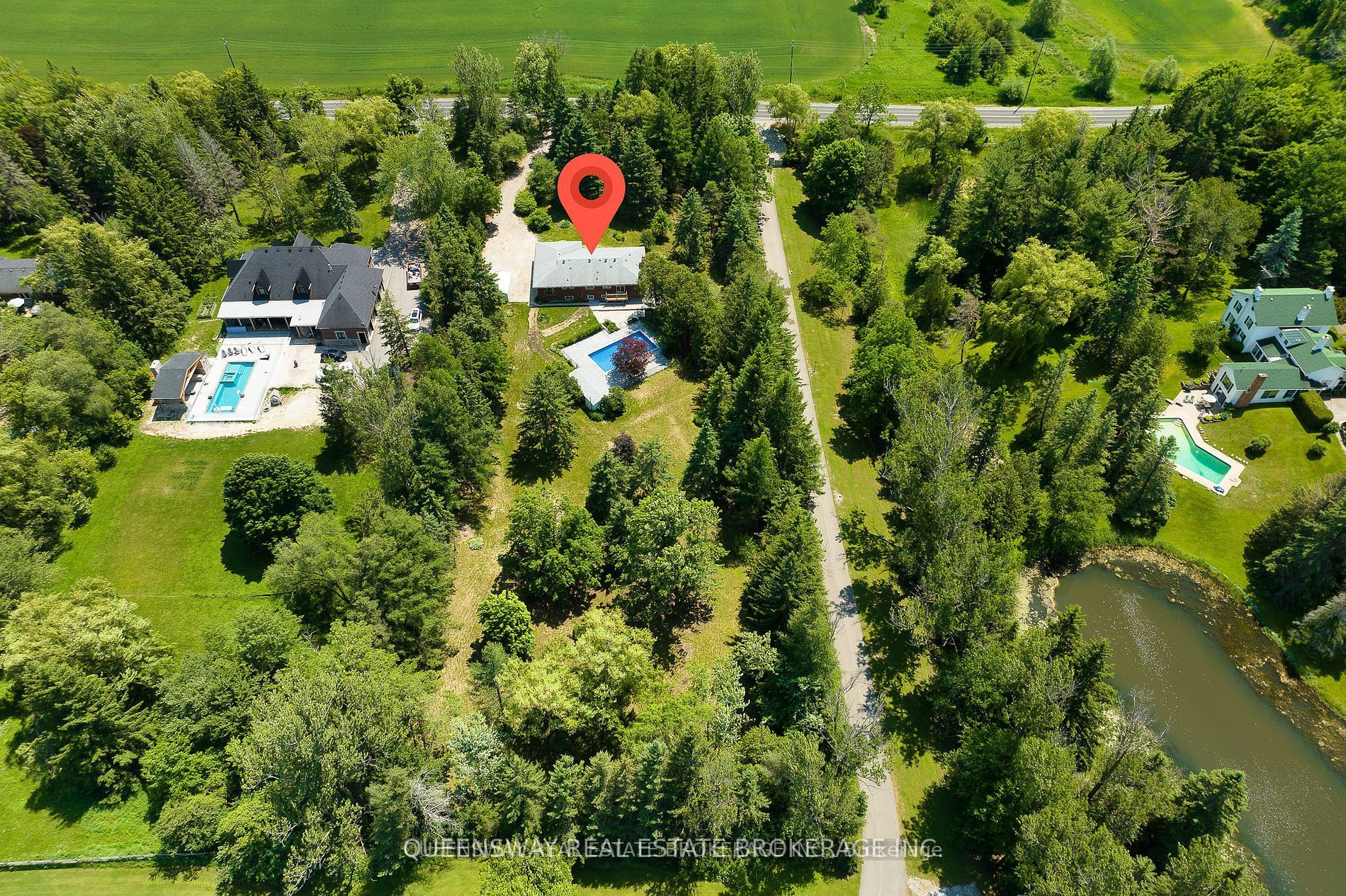 1268 15th Side Road Property Photo 33