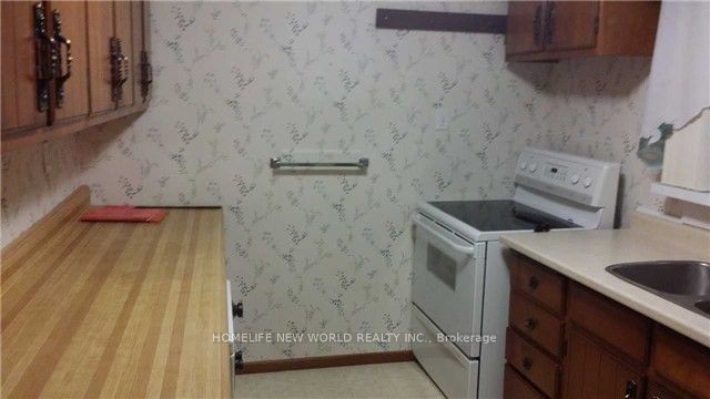 39 Windsor Drive Property Photo 4