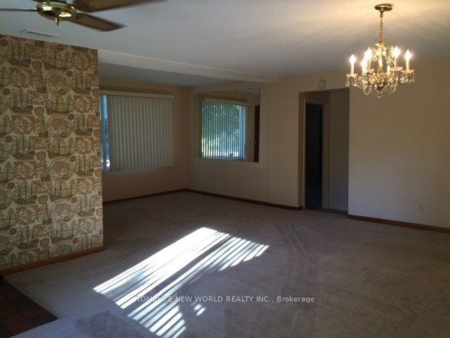 39 Windsor Drive Property Photo 10