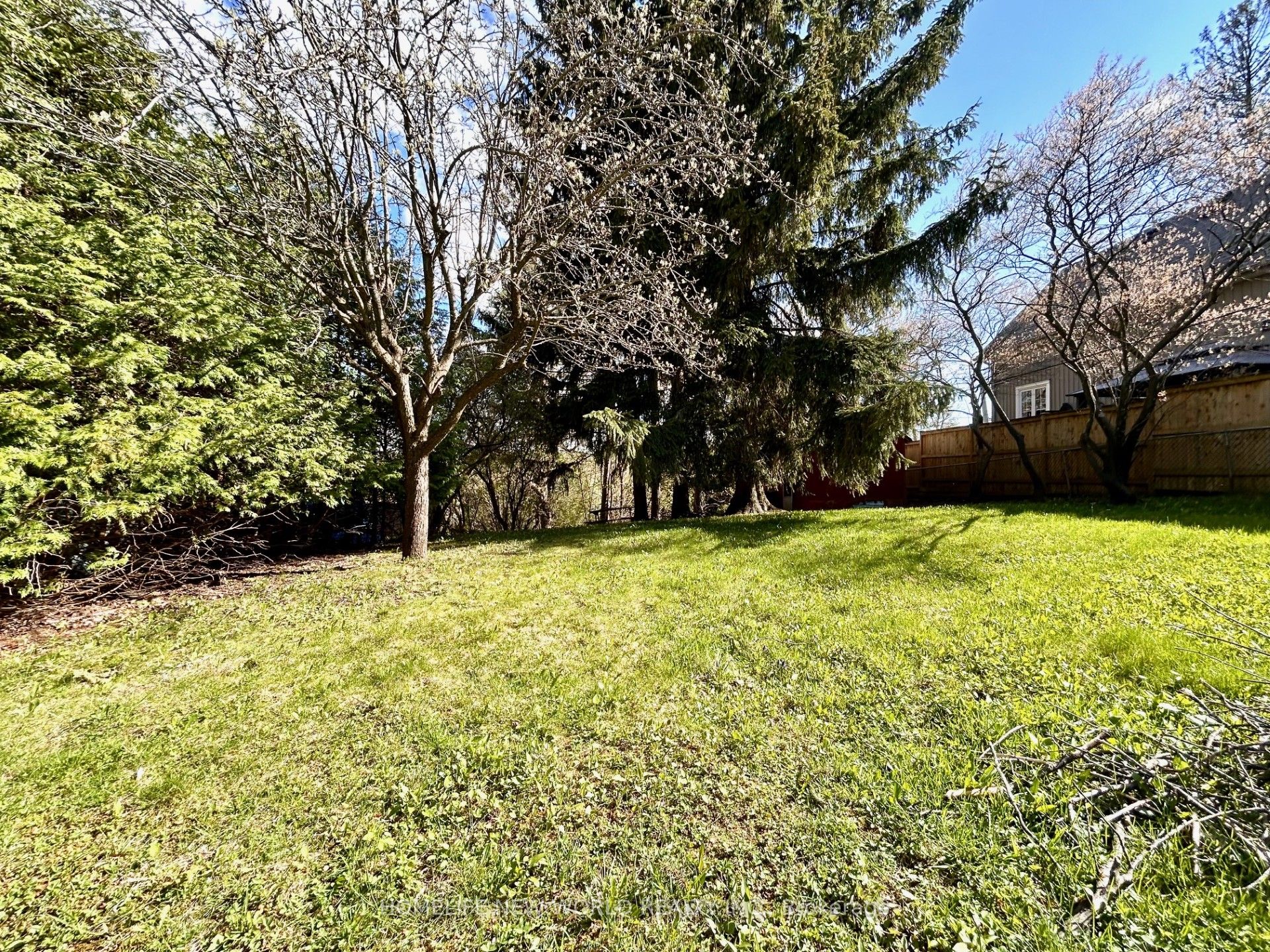 39 Windsor Drive Property Photo 14