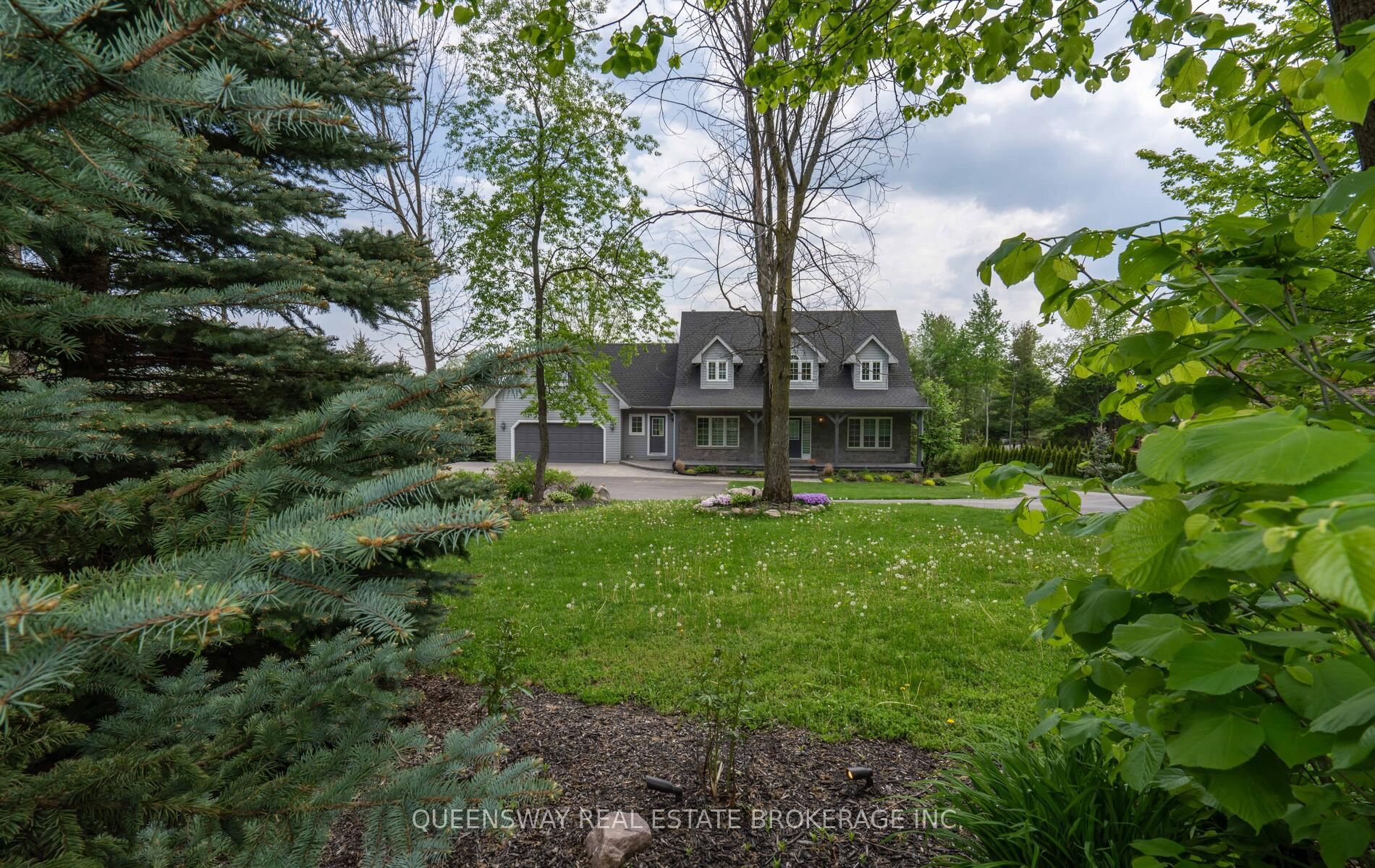 1841 Forest Valley Drive Property Photo 2