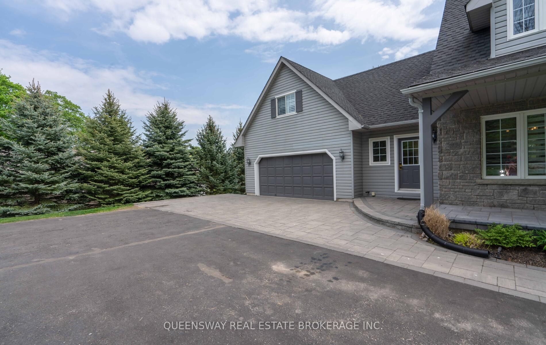 1841 Forest Valley Drive Property Photo 3