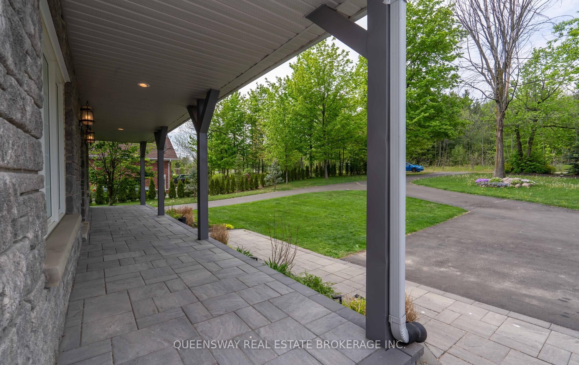 1841 Forest Valley Drive Property Photo 4