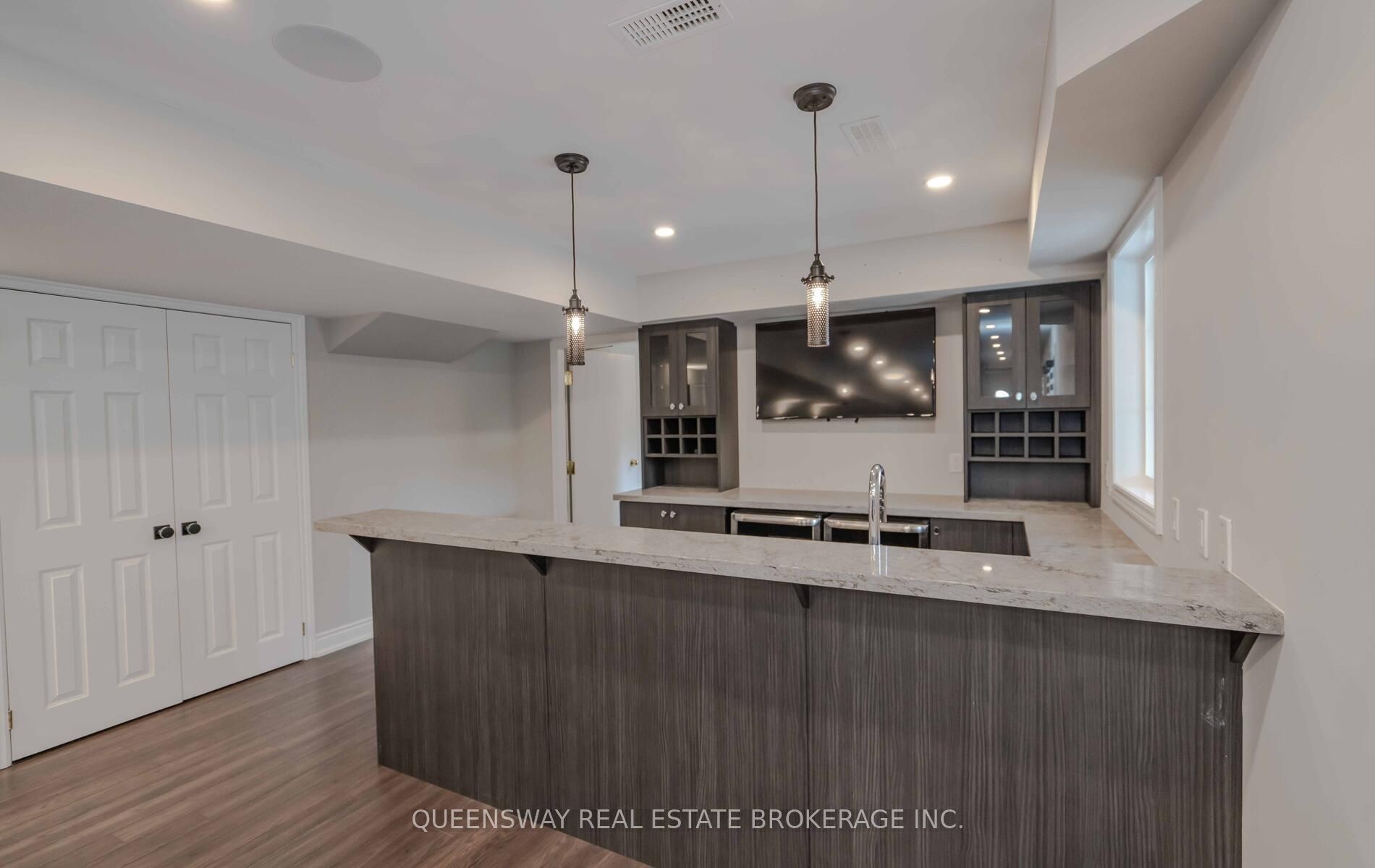 1841 Forest Valley Drive Property Photo 27