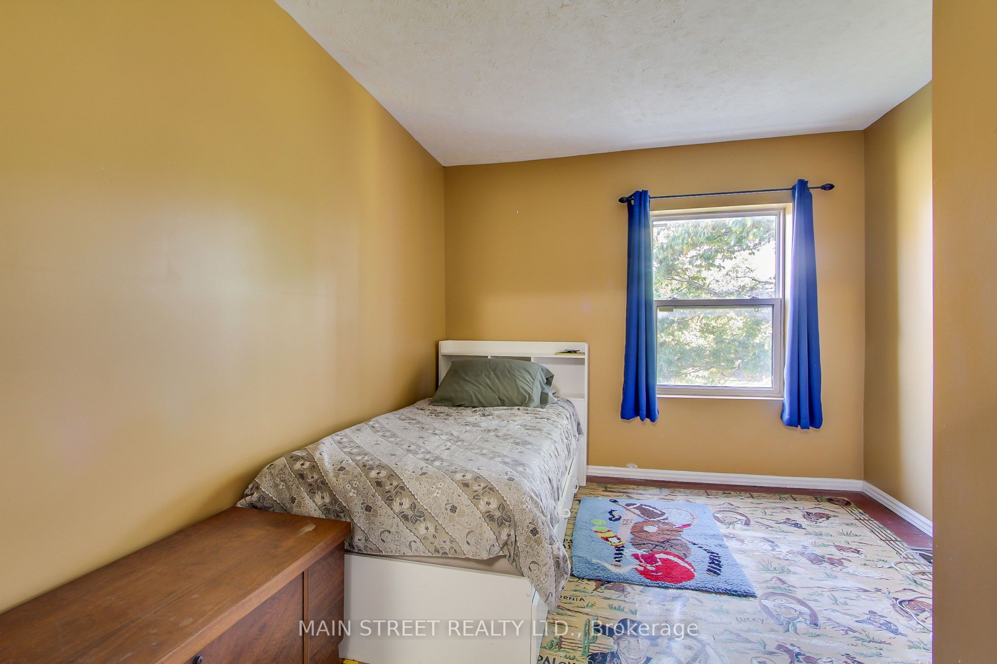 5984 3rd Line Property Photo 20
